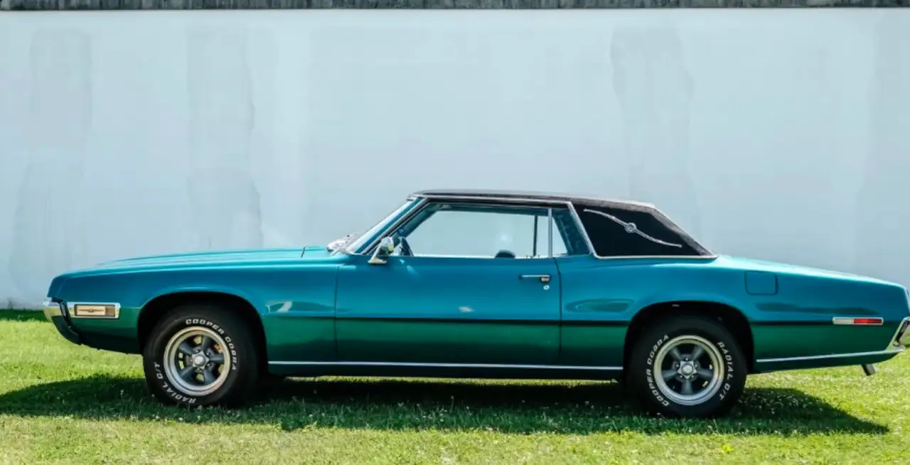 Ford Thunderbird