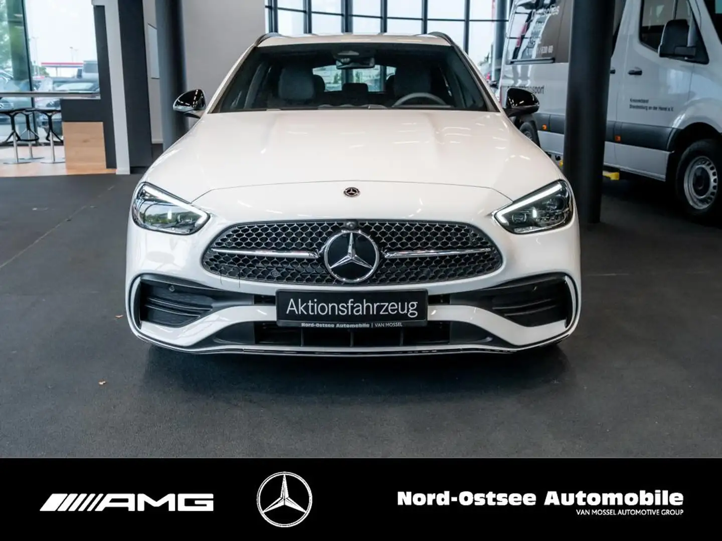 Mercedes-Benz C 300 de T AMG NIGHT AHK 19-ZO DISTRON 360° 0,5% Weiß - 2