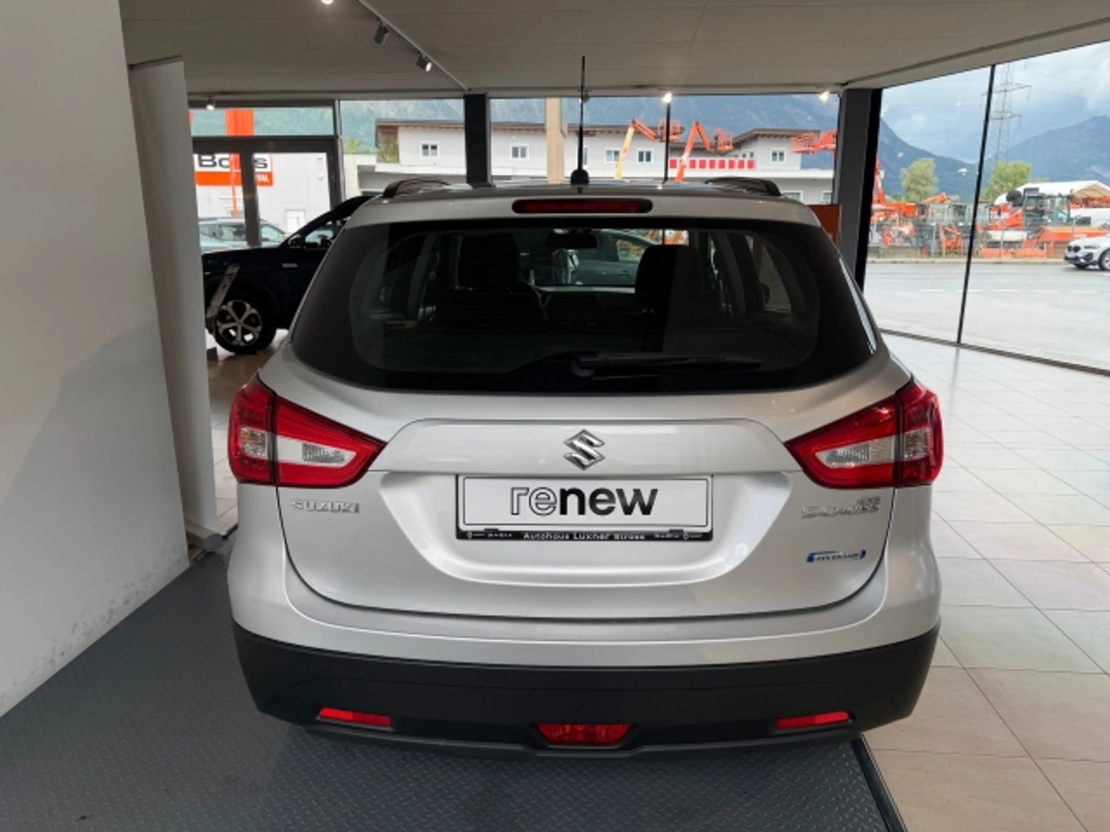 Suzuki SX4 S-Cross SuzukiSX4S-Cross1,4 — photo 5