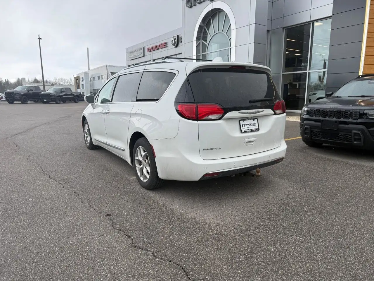 Chrysler Pacifica fotografie Chrysler Pacifica