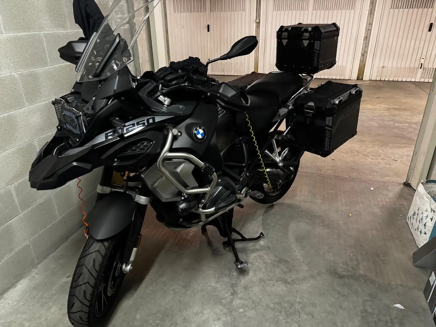 BMW R 1250 GS Adventure Triple Black Nero - 2