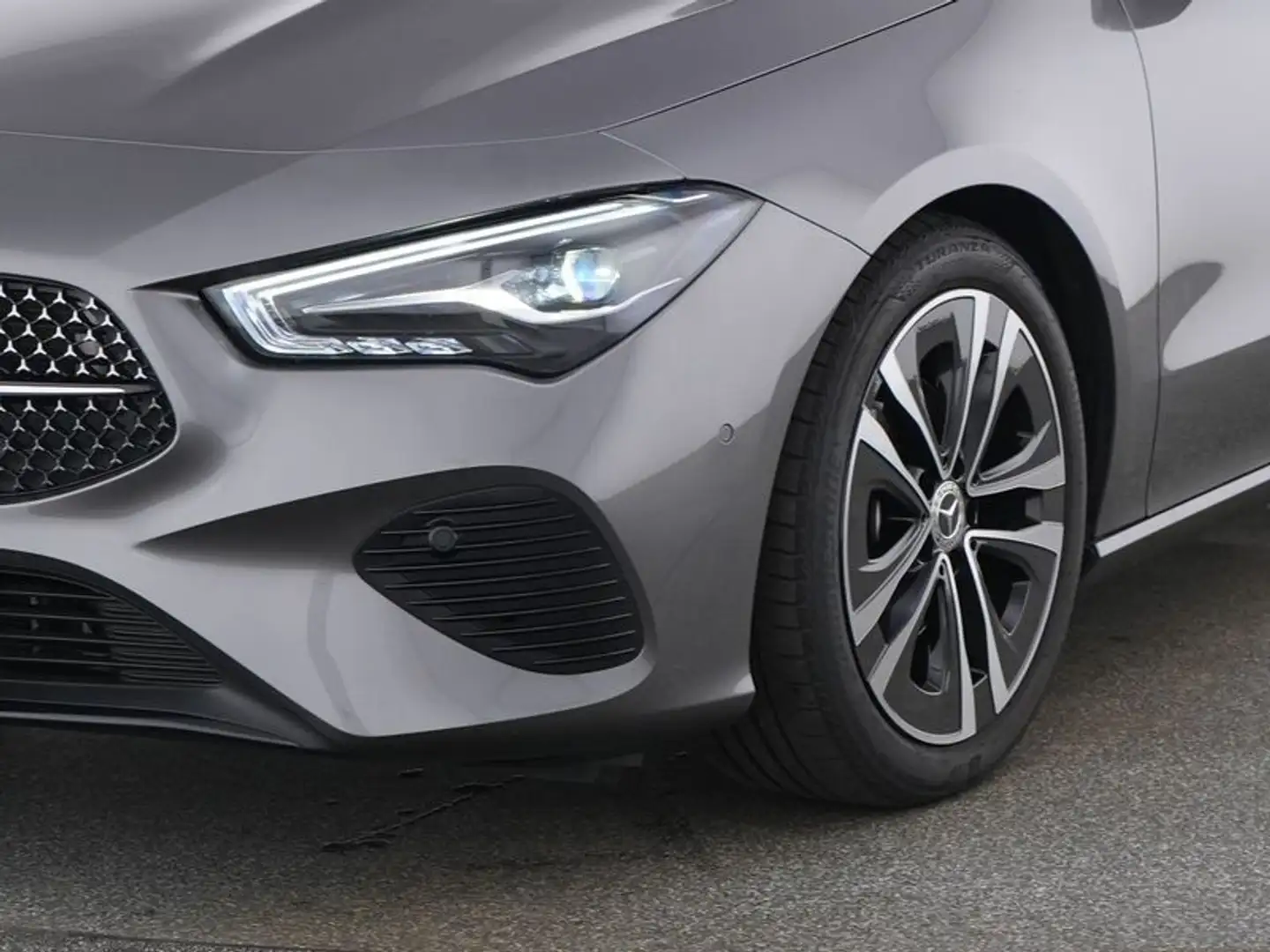 Mercedes-Benz CLA 180 PROG-ADV NIGHT WINTER DAB WDGS LED KAMER Gris - 2