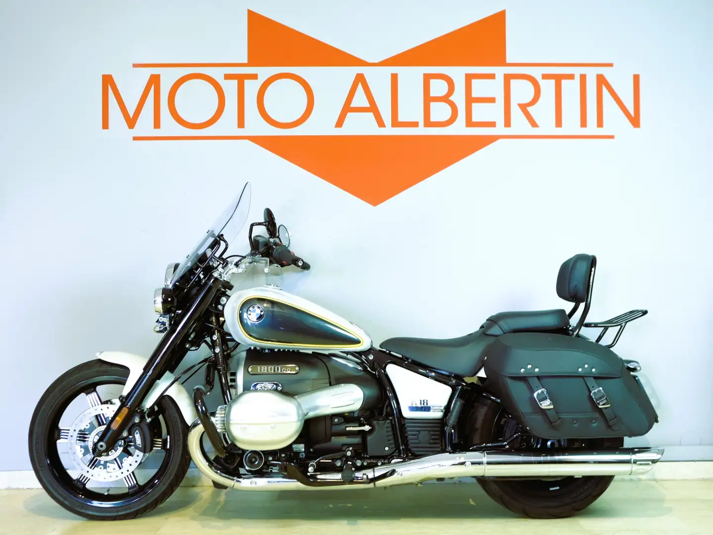 BMW R 18 Classic - 2