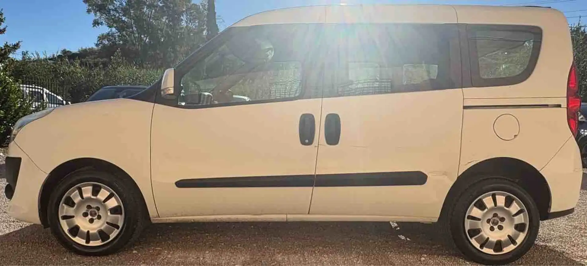 Fiat Doblo Doblo II 2010 1.6 mjt 16v Active 90cv Blanc - 2