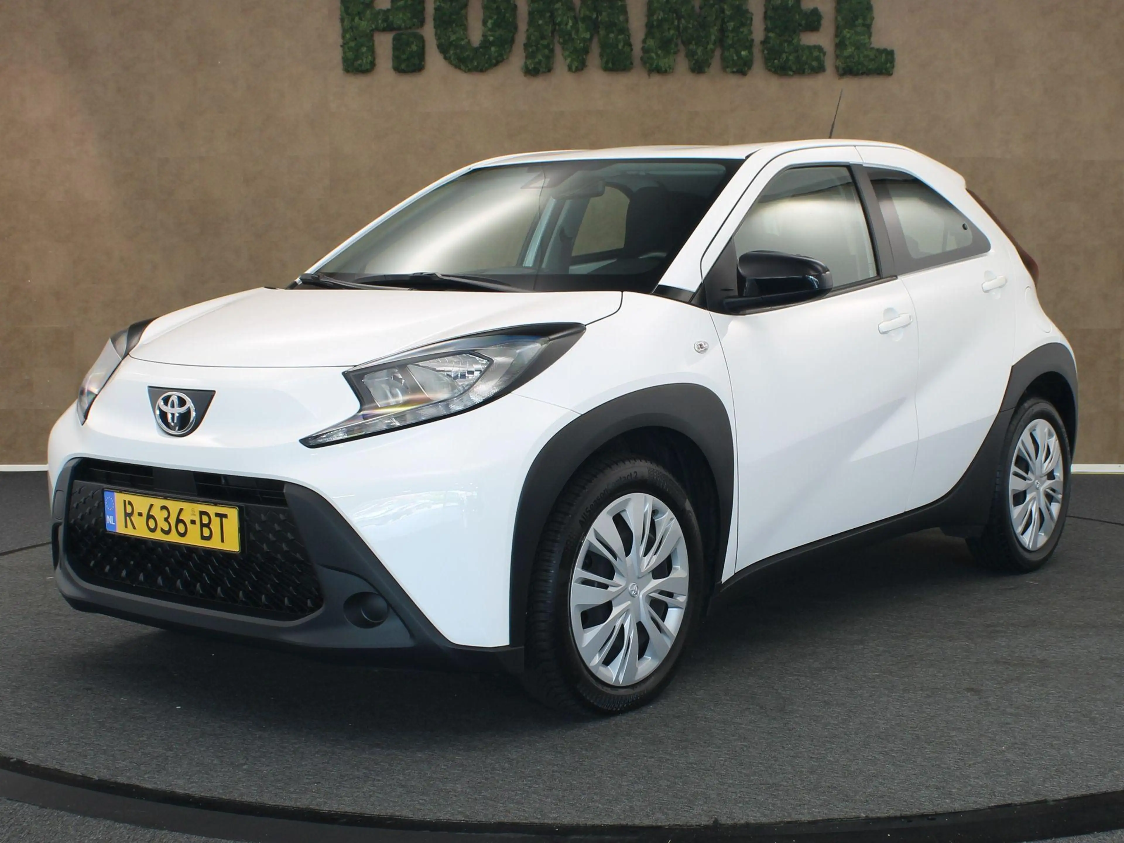 Toyota Aygo X 1.0 VVT-i MT Play - ORIGINEEL NEDERLANDSE AUTO - A — photo 5