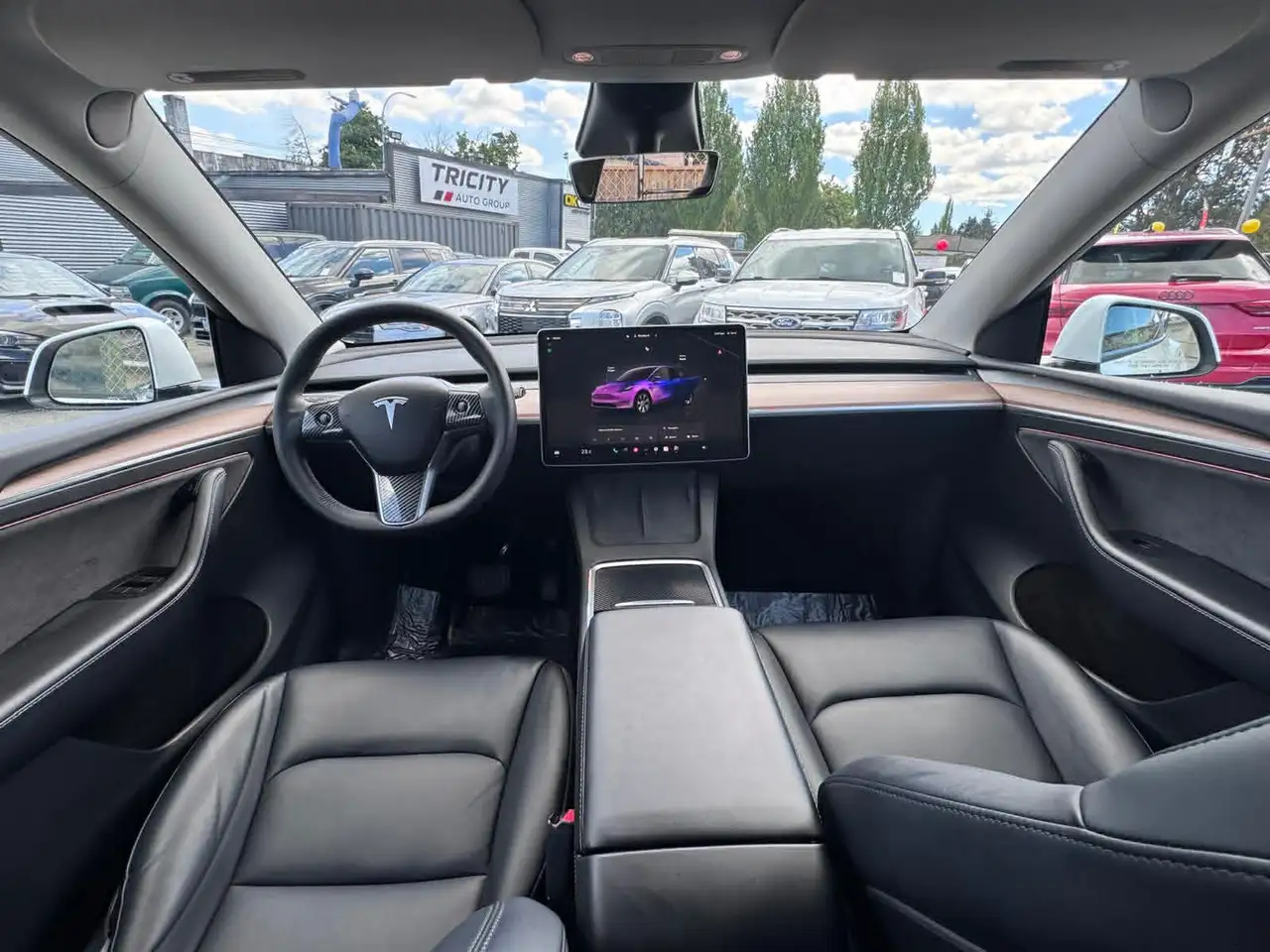 Tesla Model Y снимка Tesla Model Y