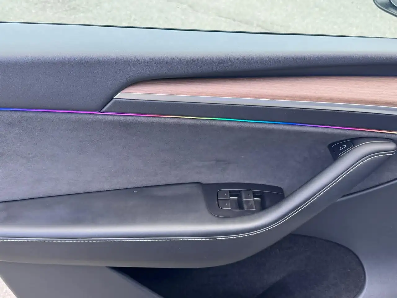 Tesla Model Y снимка Tesla Model Y