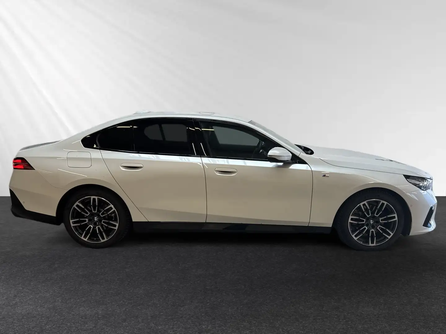 BMW 520 d *€ 1.190 Zubehörbonus*M Sport|AHK|Harman/Kardon Blanc - 2