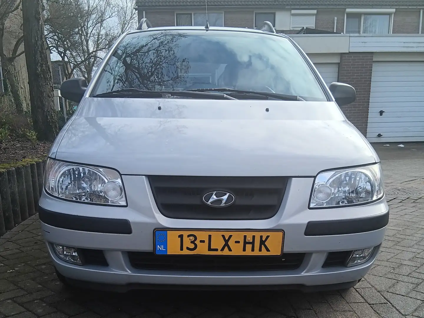 Hyundai Matrix Matrix 1.6i Silver Edition Plateado - 2