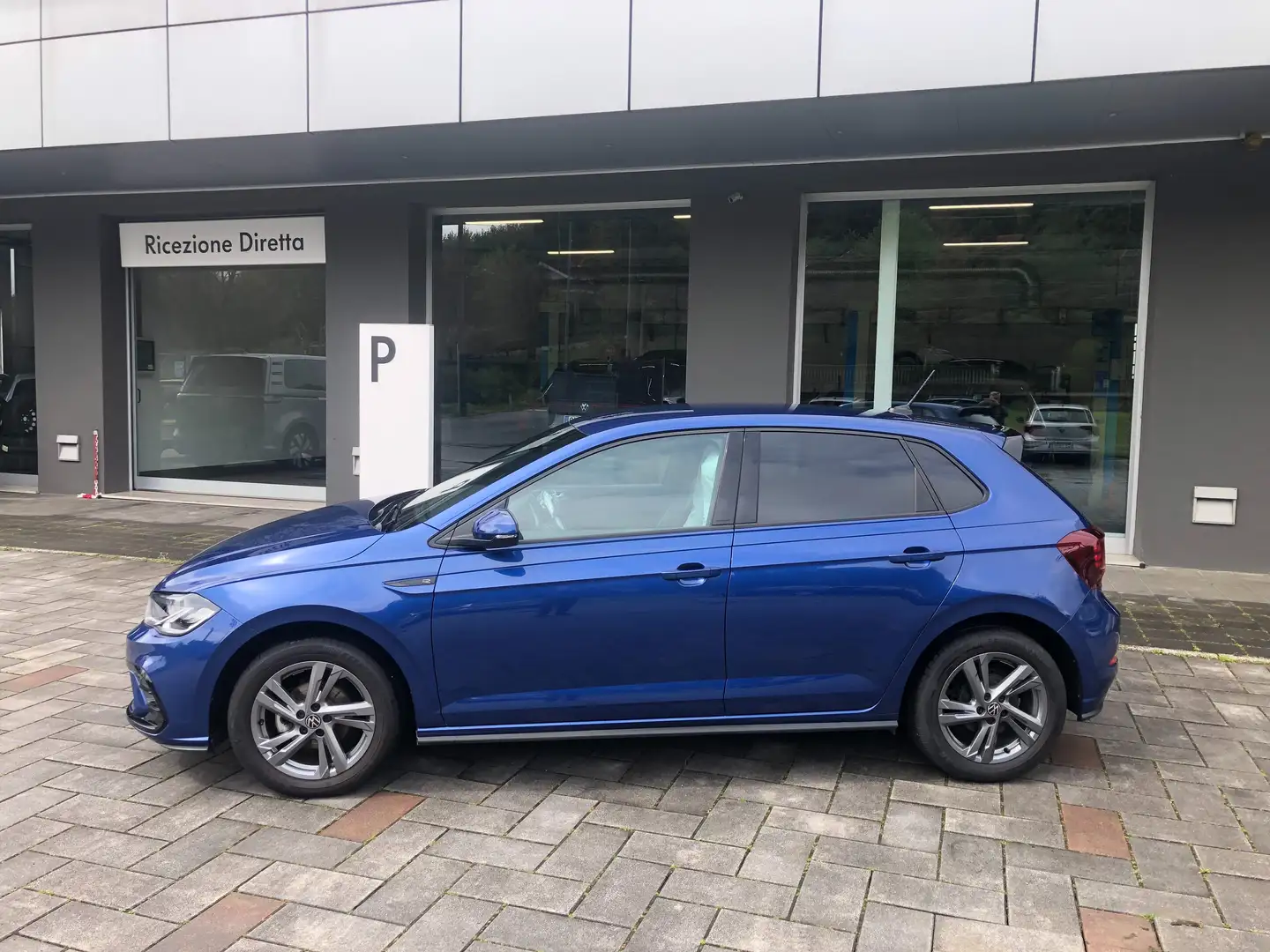 Volkswagen Polo 1.0 tsi R-Line 95cv Bleu - 2
