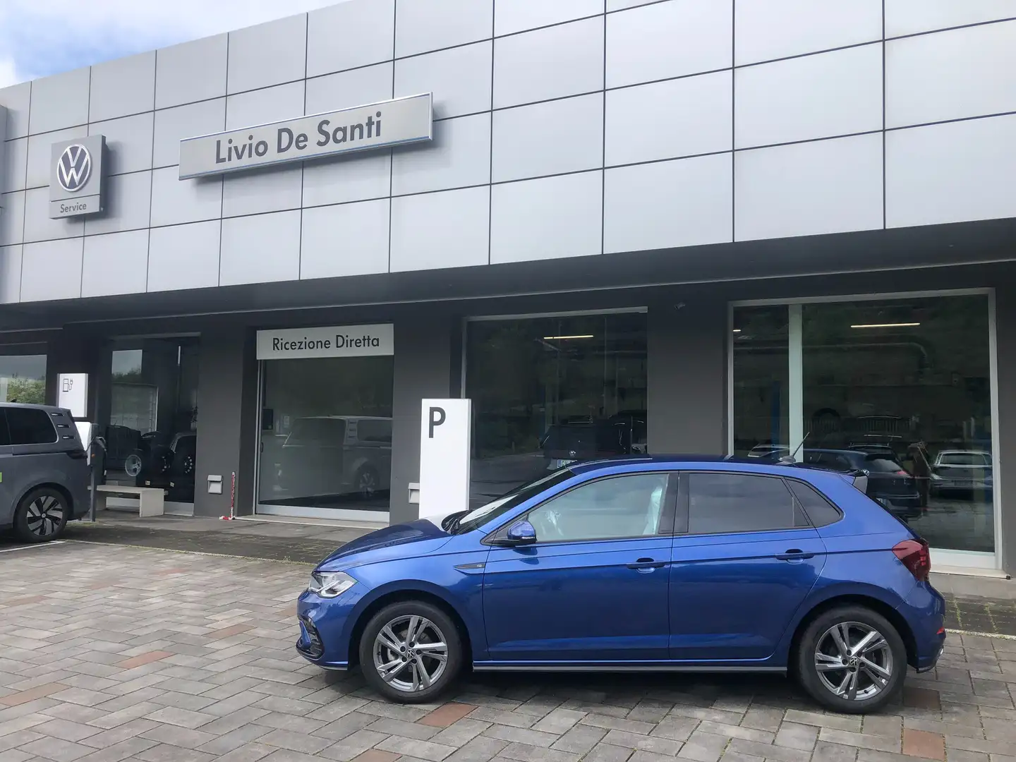 Volkswagen Polo 1.0 tsi R-Line 95cv Bleu - 1
