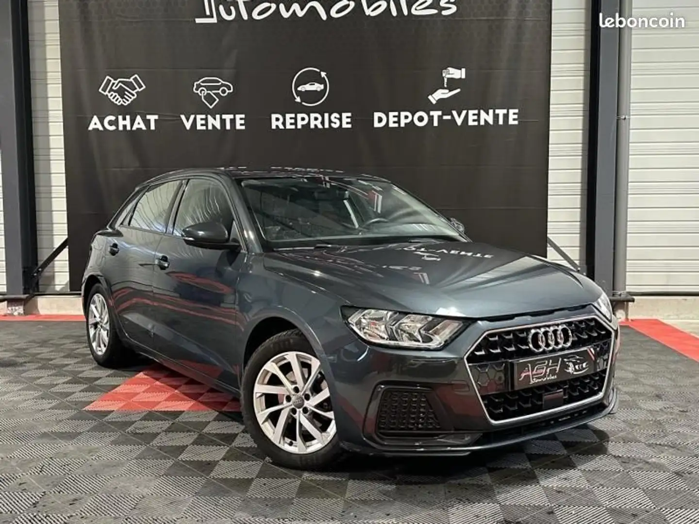Audi A1 30 TFSI 116ch Design Luxe Gris - 2