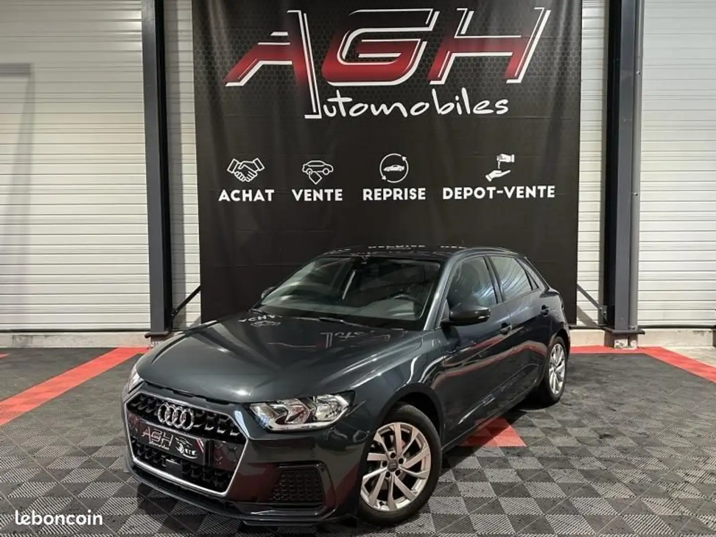 Audi A1 30 TFSI 116ch Design Luxe Grijs - 1