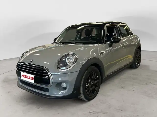 MINI Cooper D Mini IV F55 2018 5p 5p 1.5 auto