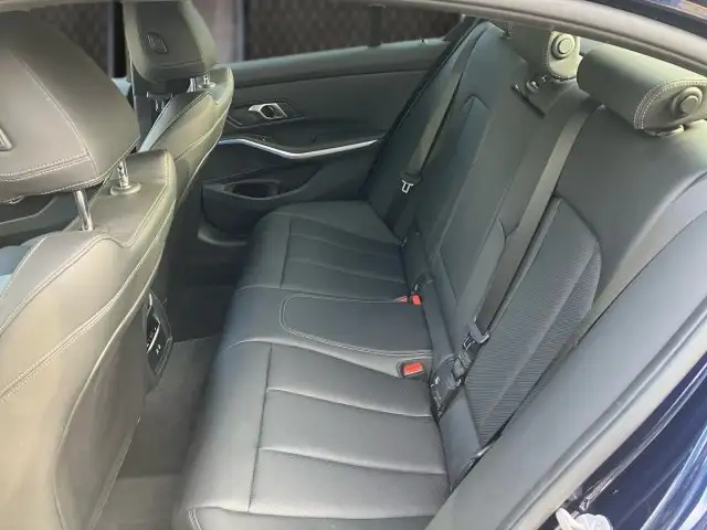 BMW 330 e xDrive Limousine G20 Ansicht 9