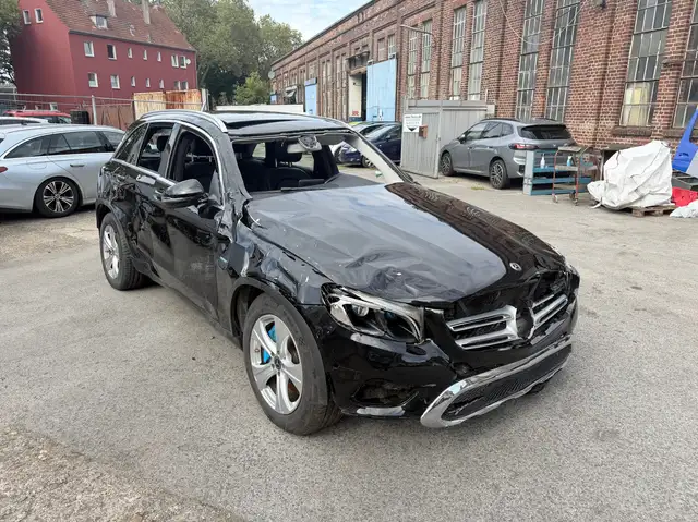 Mercedes-Benz GLC 350 GLC 350 e 4Matic Exclusive Leder Pano Autom AHK