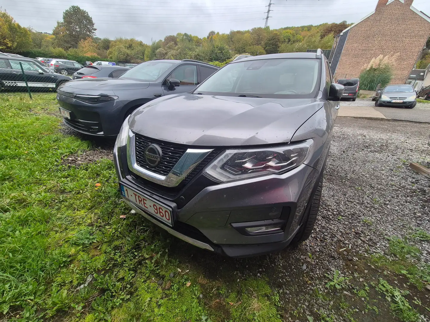 Nissan X-Trail X-Trail 1.7 dCi 2WD Tekna Grijs - 1