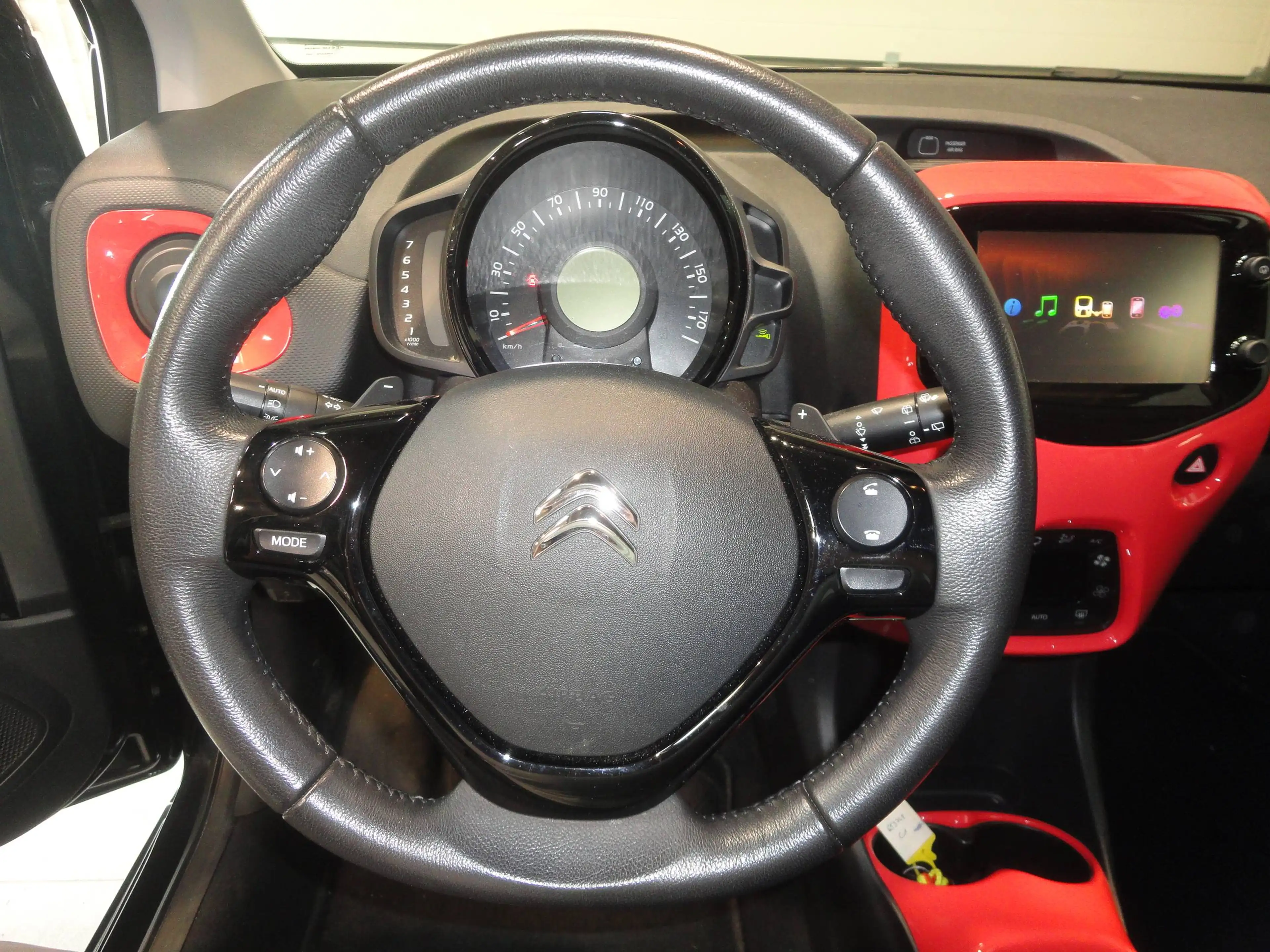 Citroen C1 C1 1.0 VTi Airscape Feel Edition Sailor ETG — photo 8