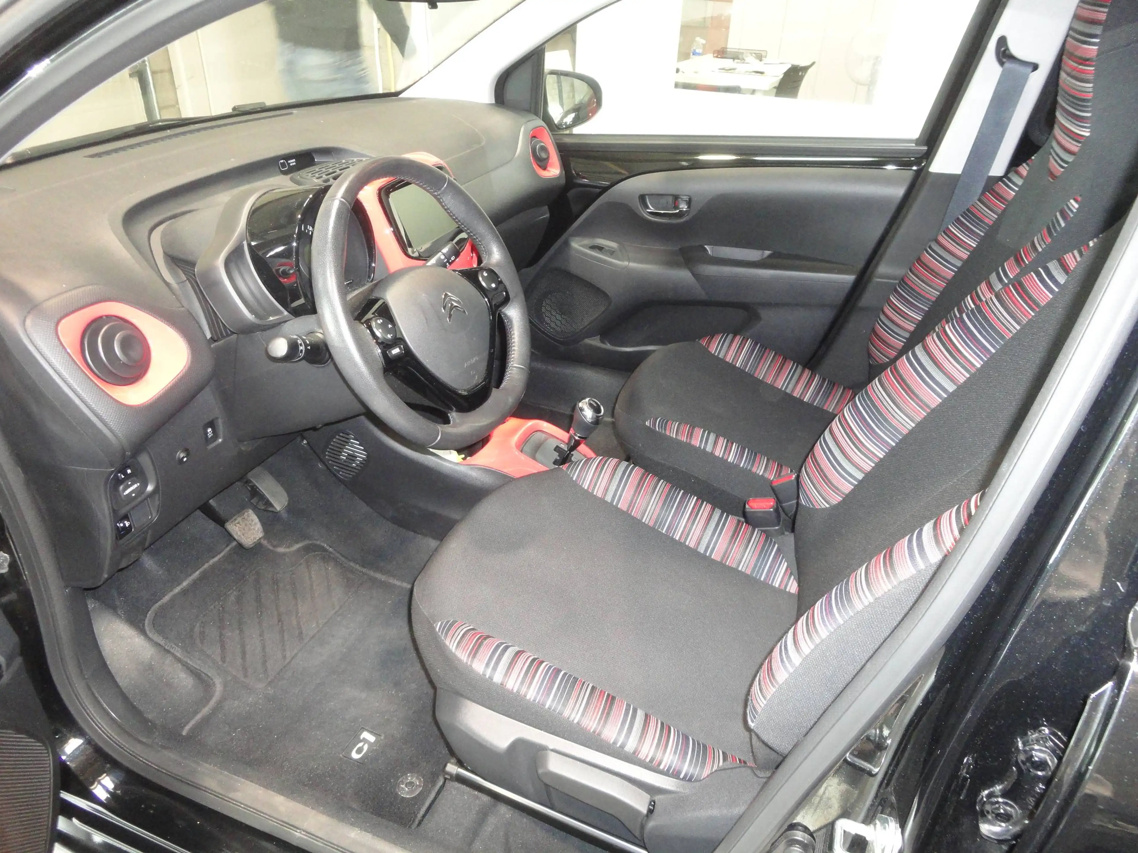 Citroen C1 C1 1.0 VTi Airscape Feel Edition Sailor ETG — photo 7