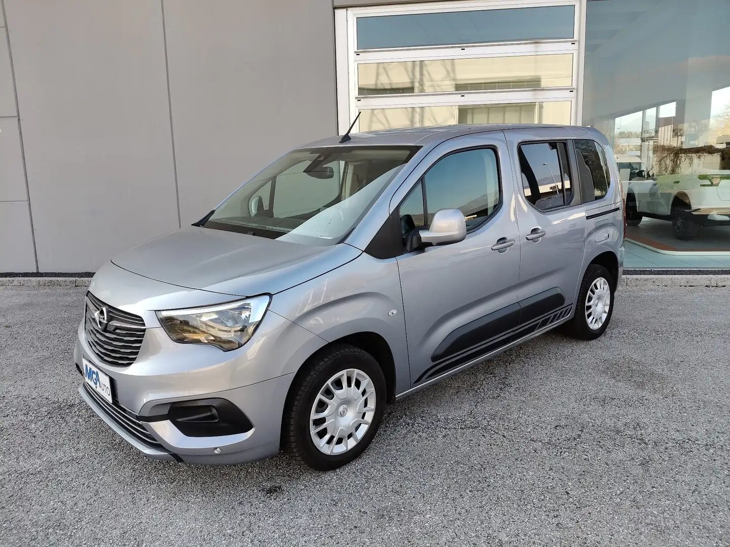 Opel Combo Life Advance 1.5 100 CV 7 POSTI GANCIO TRAINO Grigio - 2