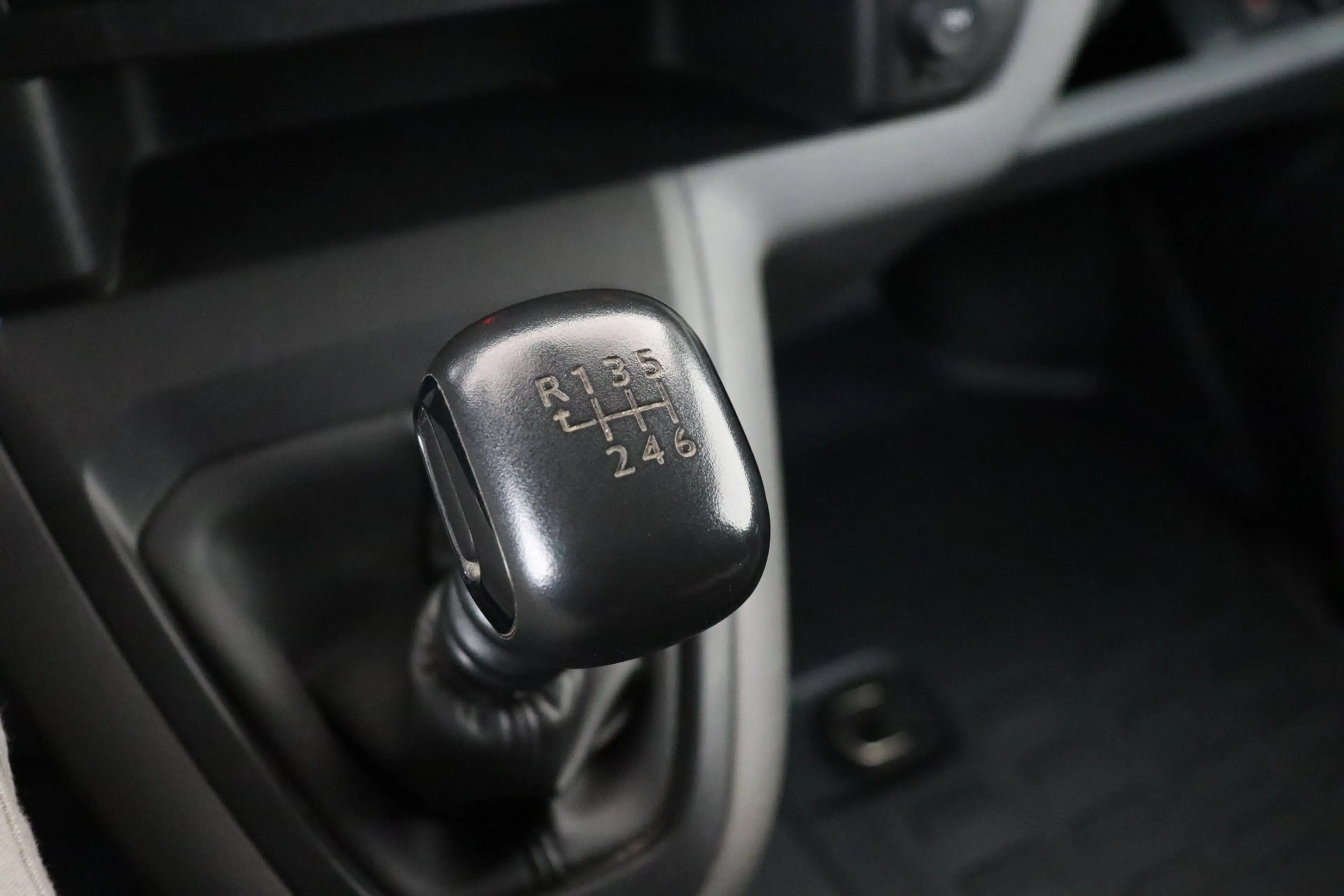 Citroen Jumpy 2.0 BLUEHDI +GPS + CARPLAY + CAMERA + PDC + CRUISE — photo 12