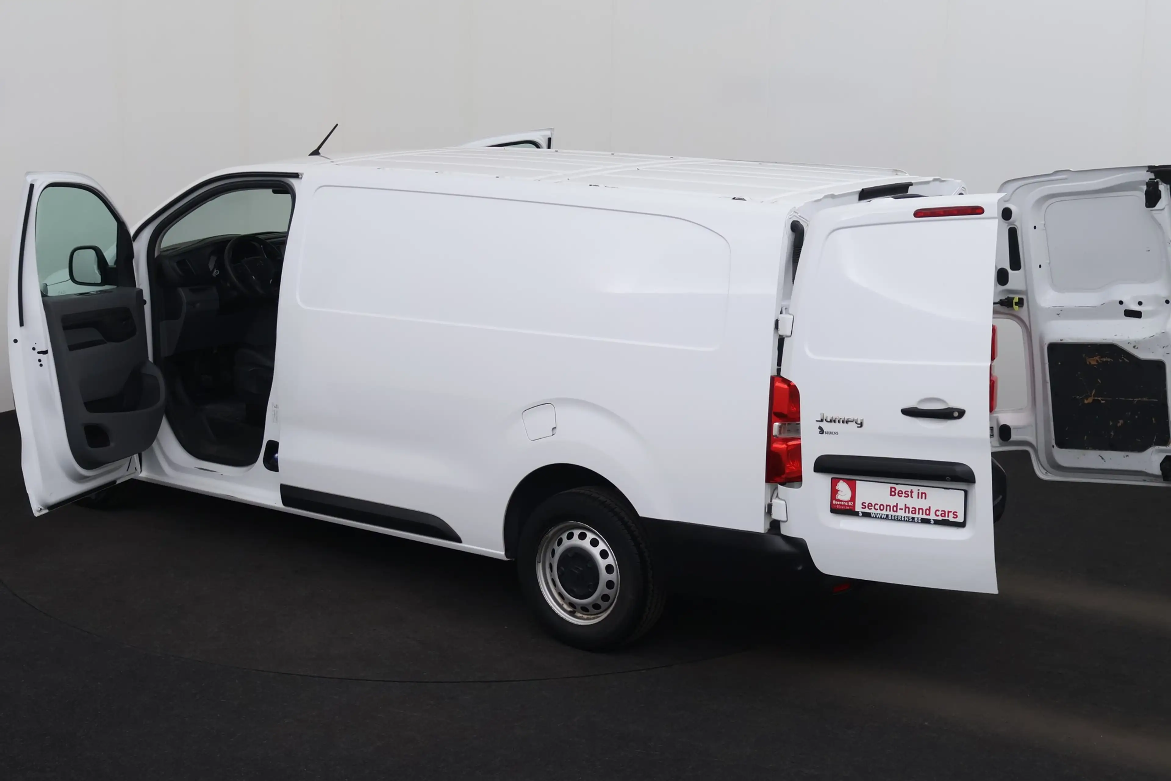 Citroen Jumpy 2.0 BLUEHDI +GPS + CARPLAY + CAMERA + PDC + CRUISE — photo 8