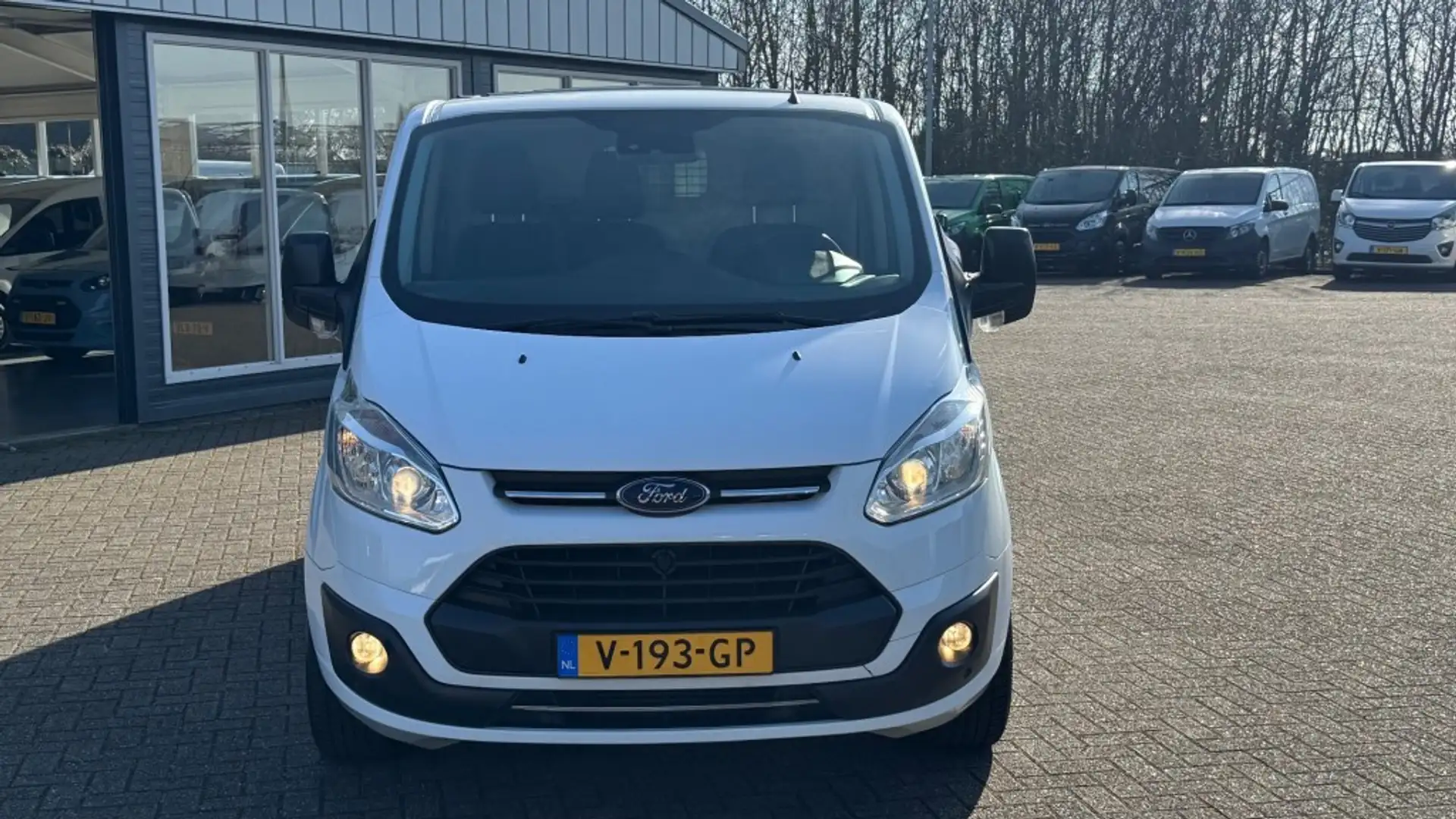 Ford Transit Custom 2.0 TDCI 96KW 131PK L2H1 AUTOMAAT EURO 6 AIRCO/ CR Weiß - 2