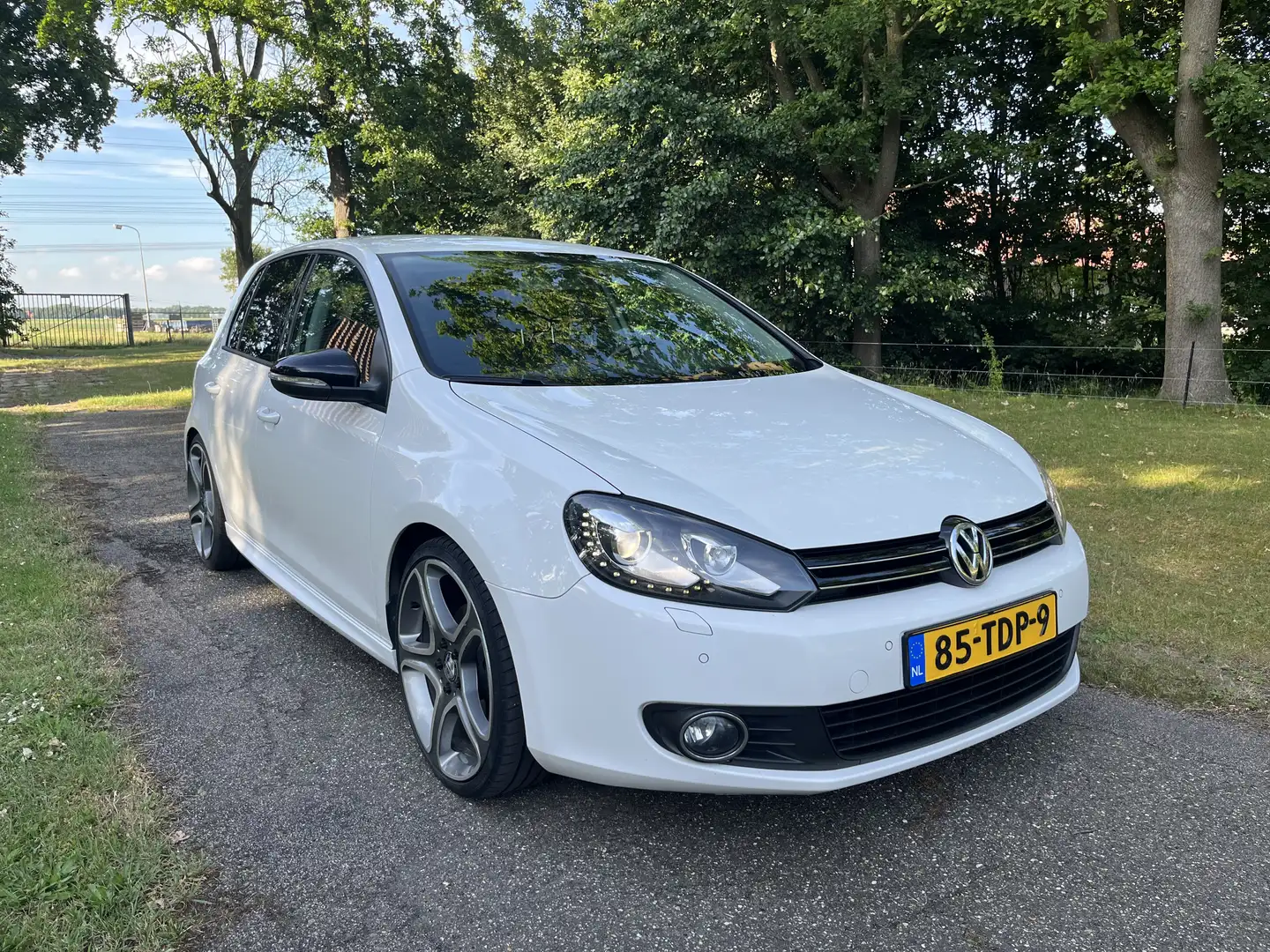 Volkswagen Golf Golf 1.2 TSI Comfl. BlueM Wit - 1