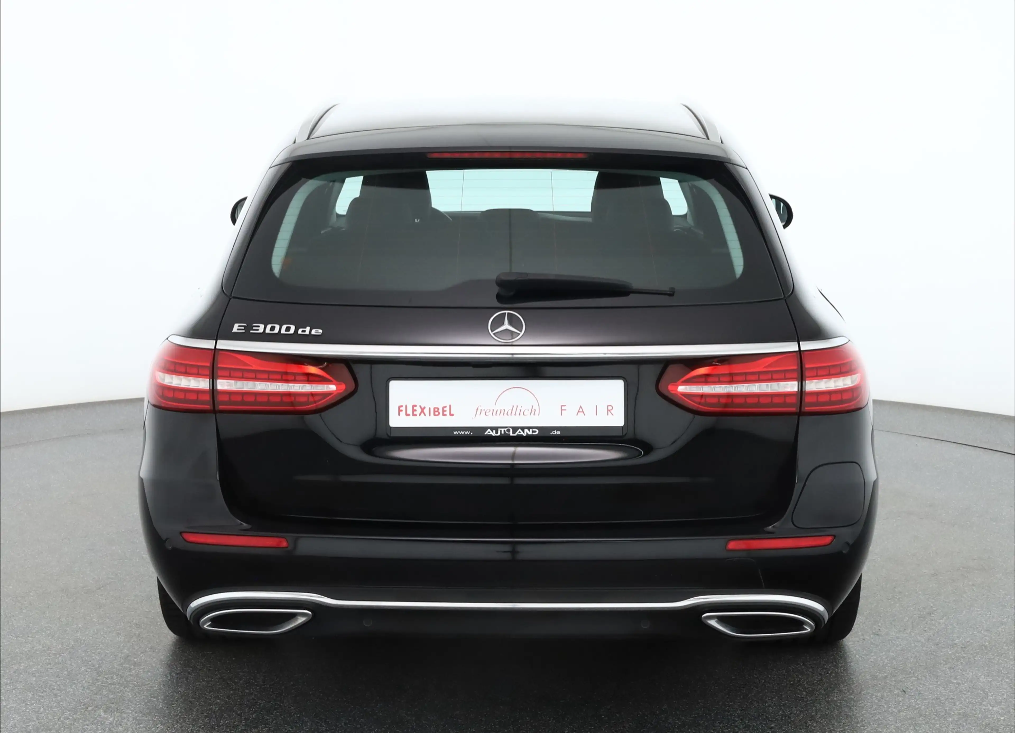 Mercedes-Benz E 300 E300 de T 9G-Tronic LED Navi Sitzheizung Kamera — photo 4