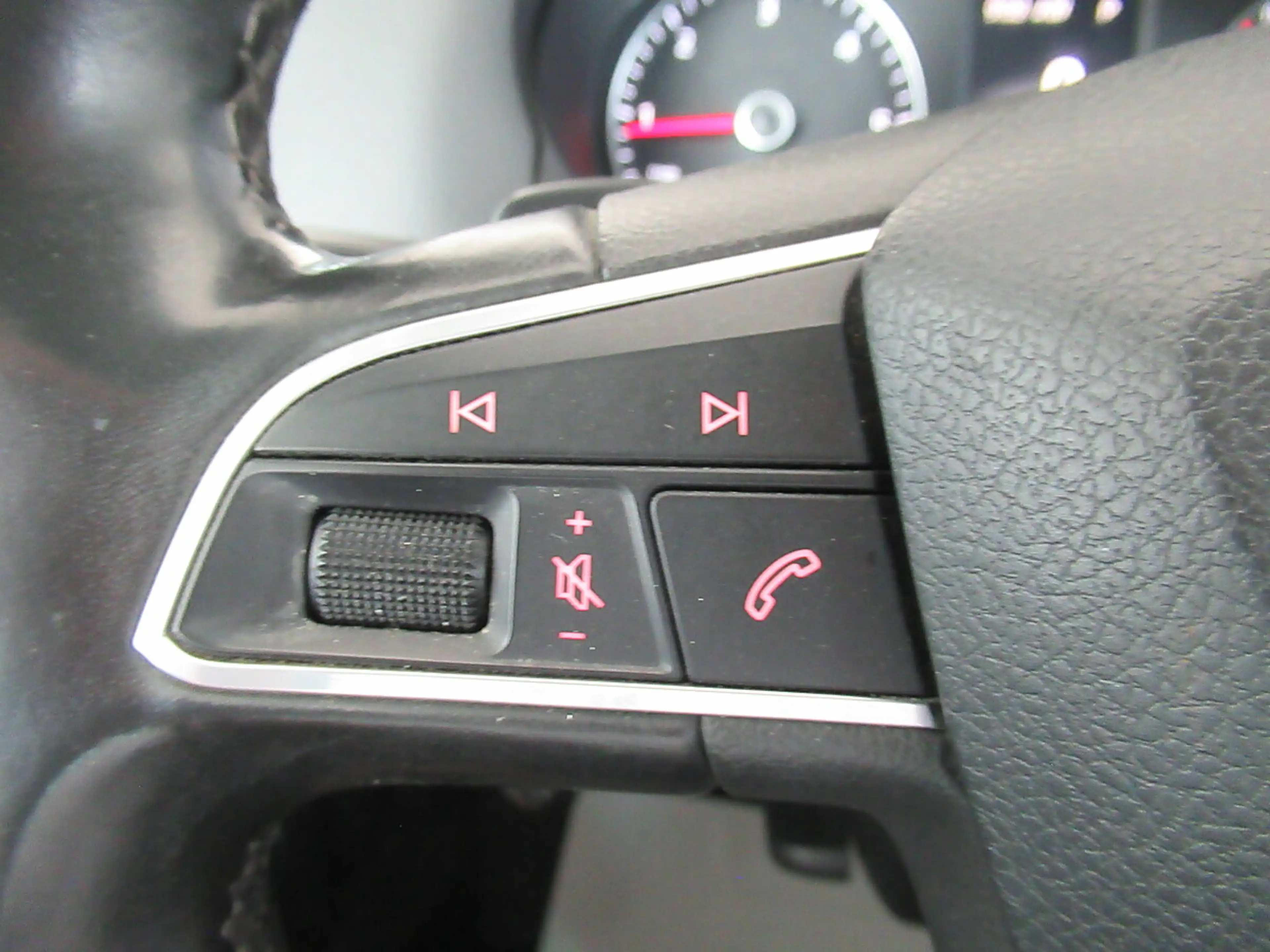 SEAT Alhambra Executive 2,0 TDI CR DSG *Tempomat *Sitzheizung... — photo 12