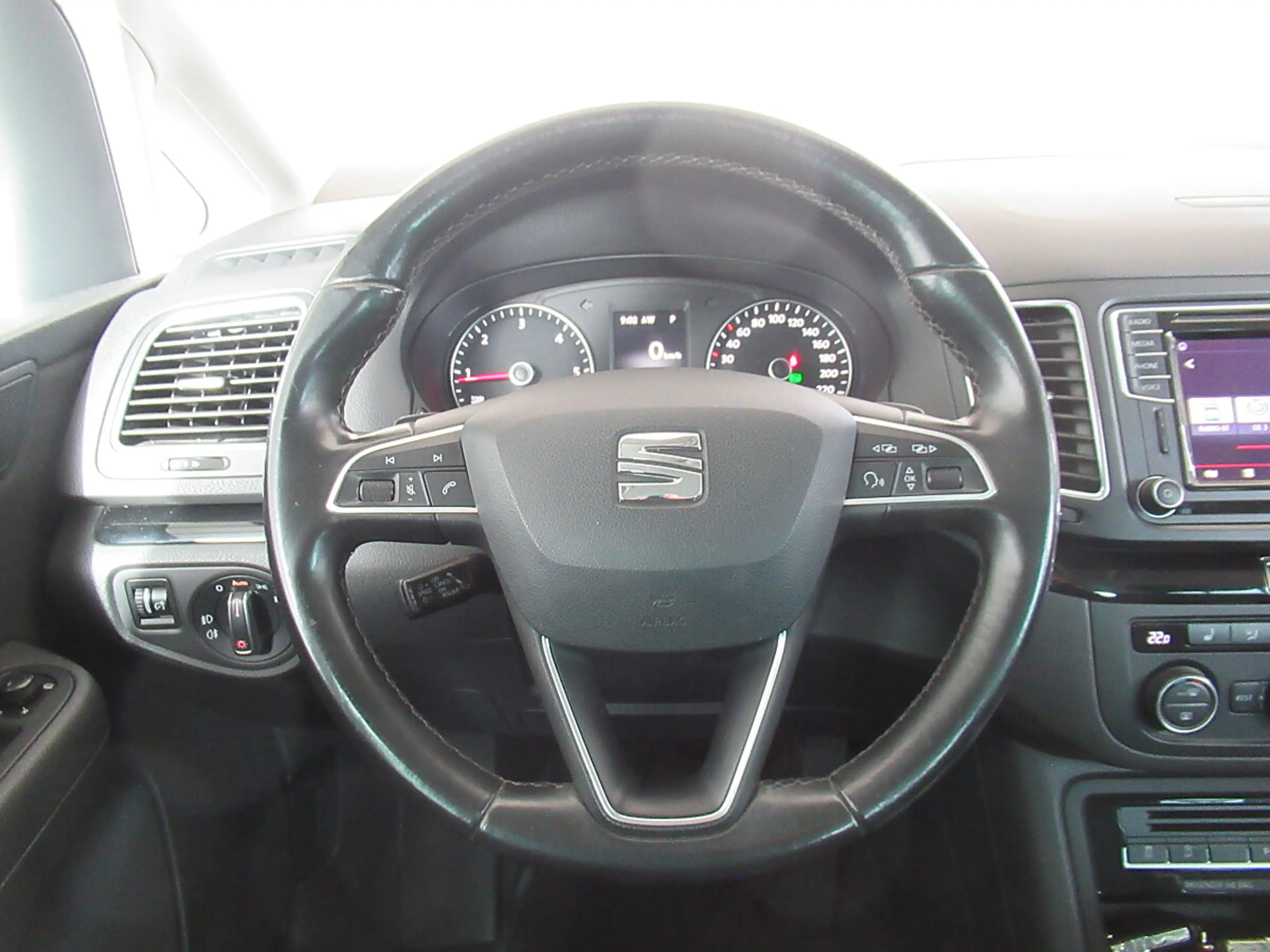 SEAT Alhambra Executive 2,0 TDI CR DSG *Tempomat *Sitzheizung... — photo 11