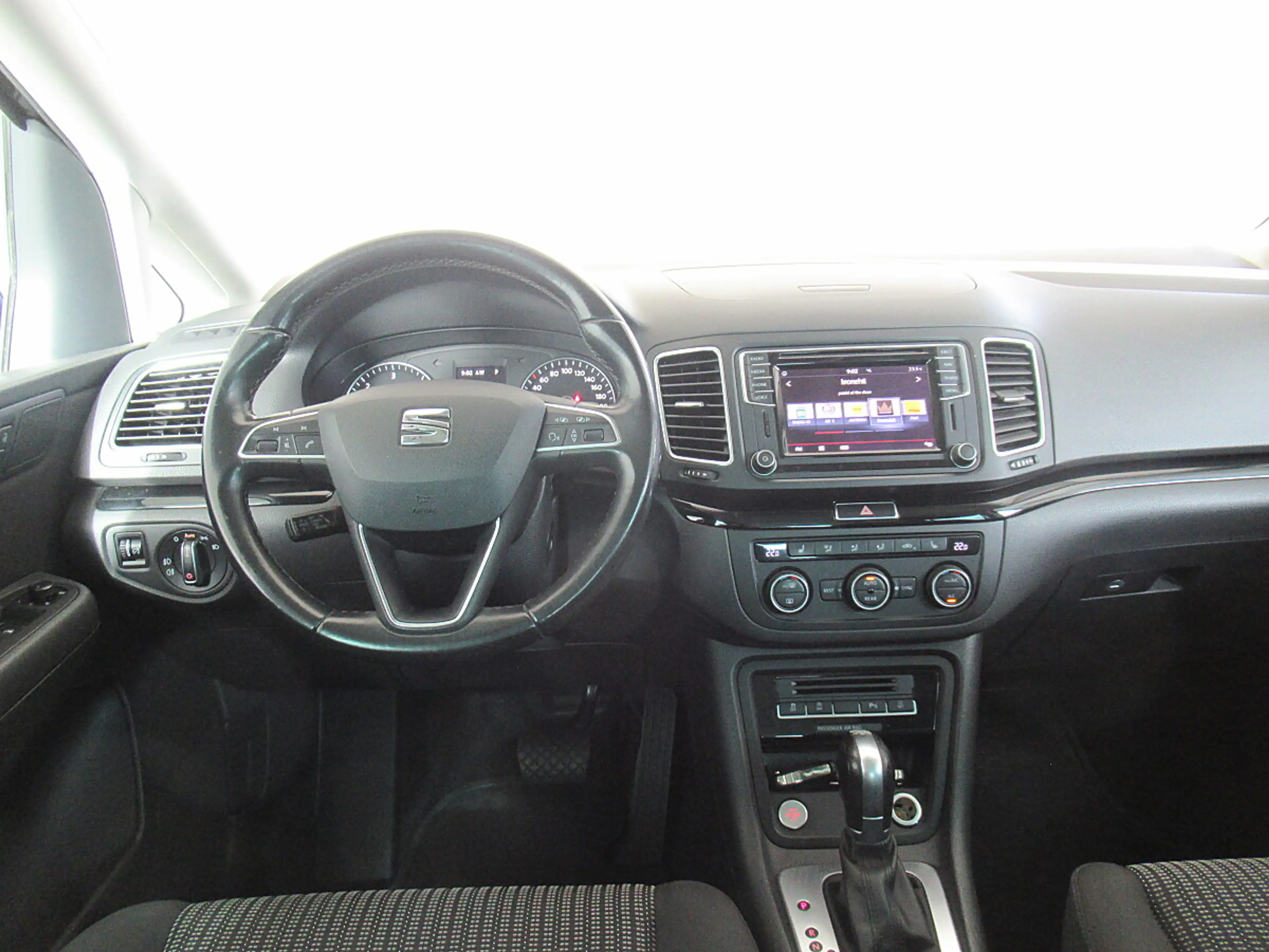 SEAT Alhambra Executive 2,0 TDI CR DSG *Tempomat *Sitzheizung... — photo 10