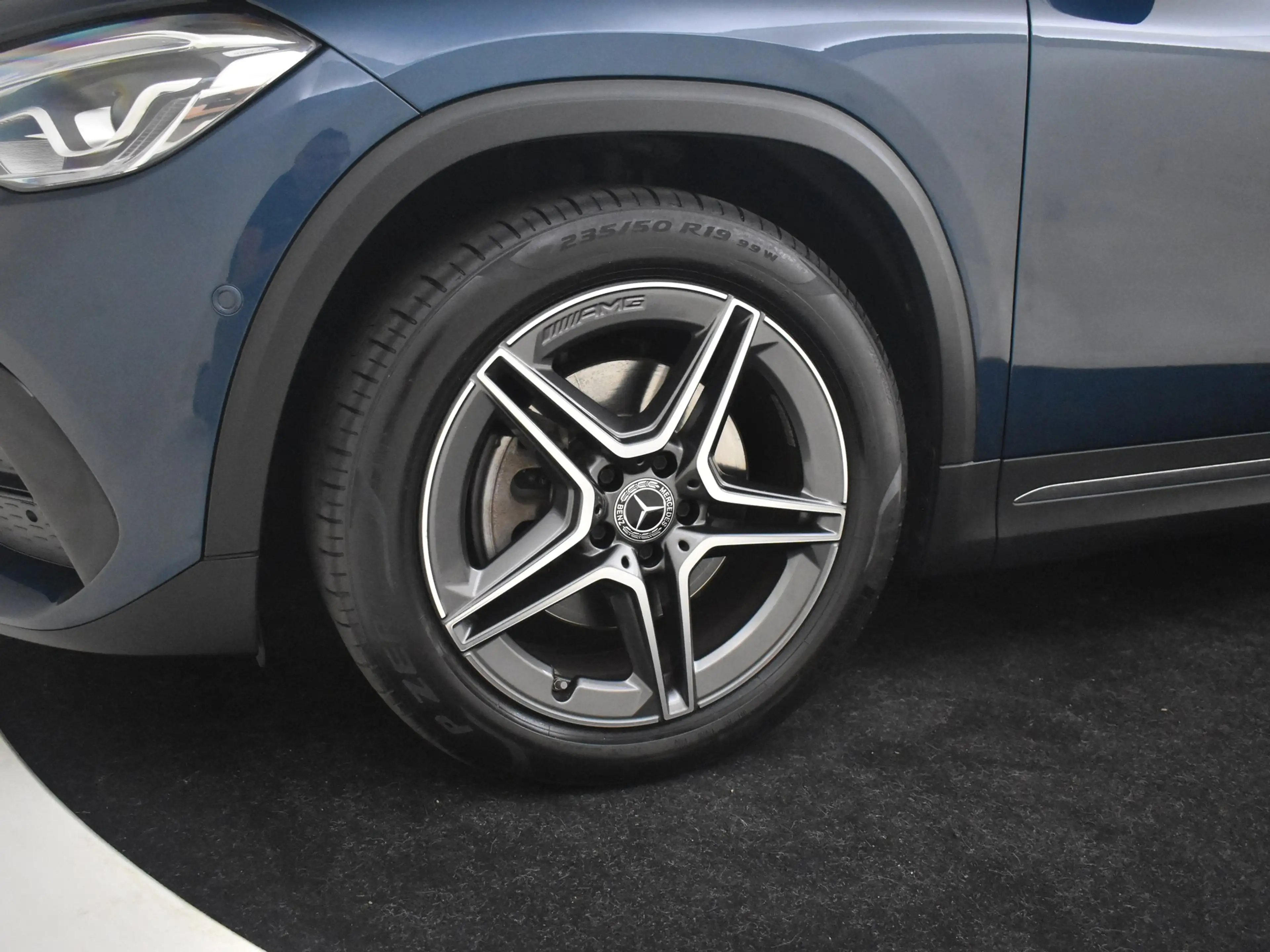 Mercedes-Benz GLA 250 4MATIC AMG Line l Pano Dak l Leder/Alcantara l Tre — photo 31
