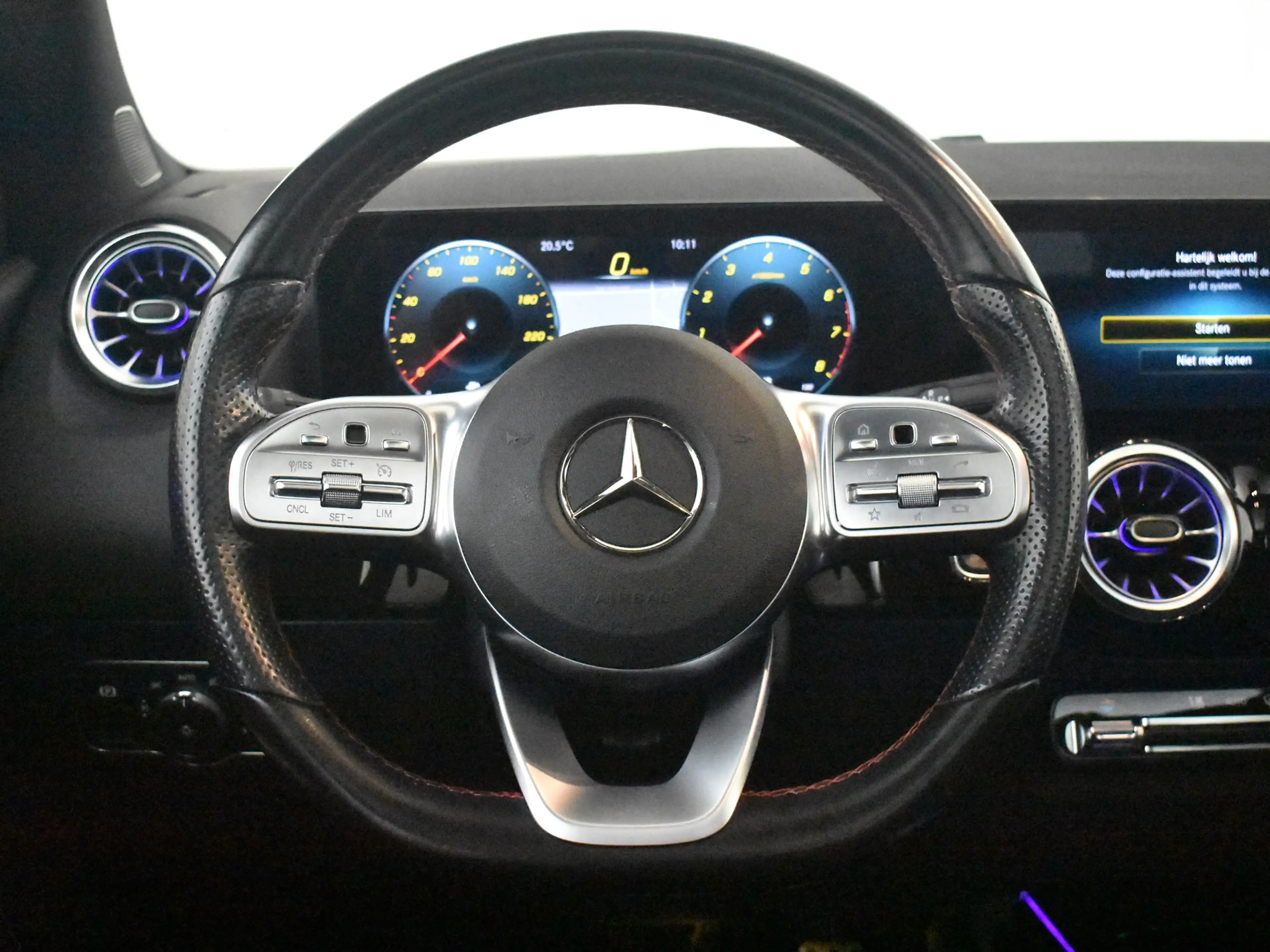 Mercedes-Benz GLA 250 4MATIC AMG Line l Pano Dak l Leder/Alcantara l Tre — photo 13