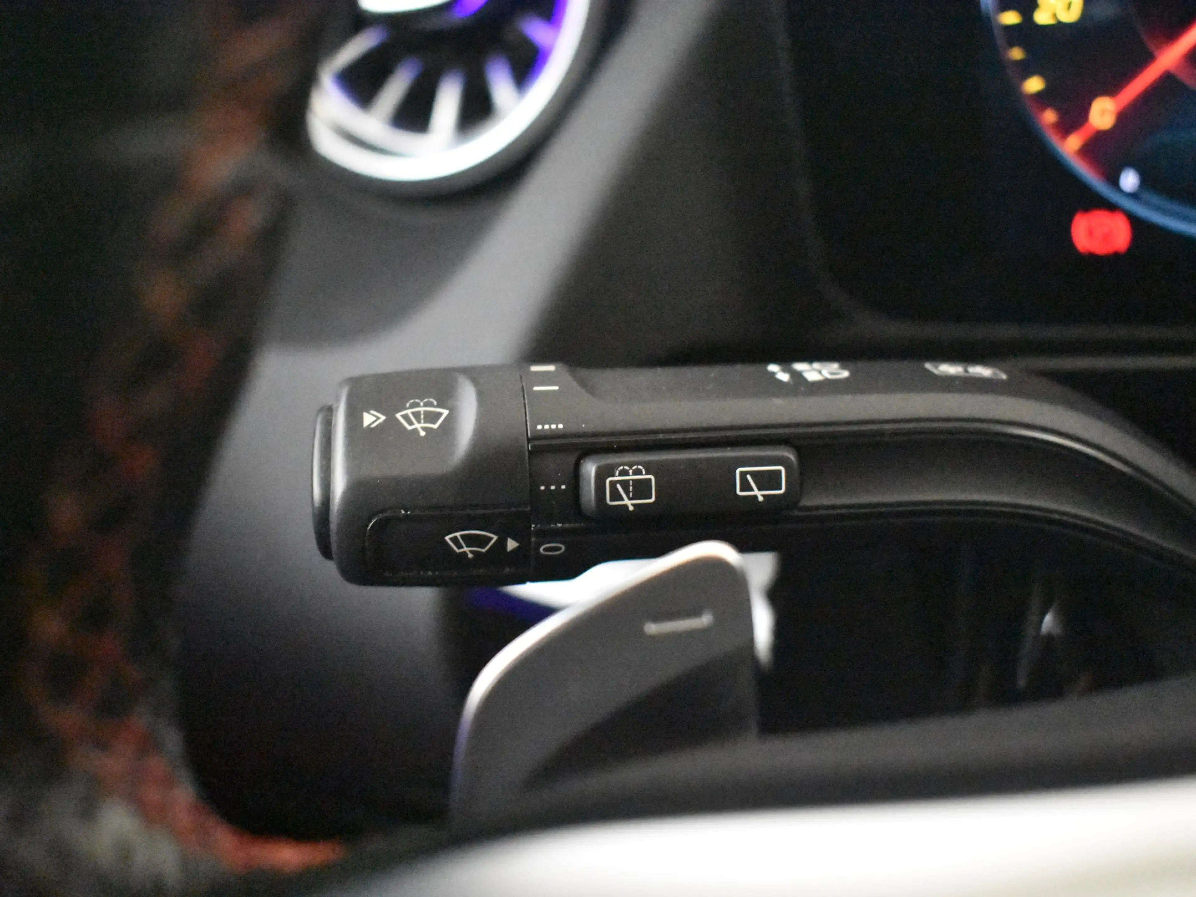 Mercedes-Benz GLA 250 4MATIC AMG Line l Pano Dak l Leder/Alcantara l Tre — photo 14