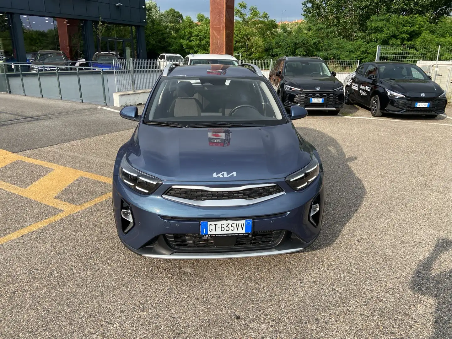 Kia Stonic 1.0 T-GDi 100 CV MHEV DCT Urban CAM AUTOMATICO Blu/Azzurro - 2