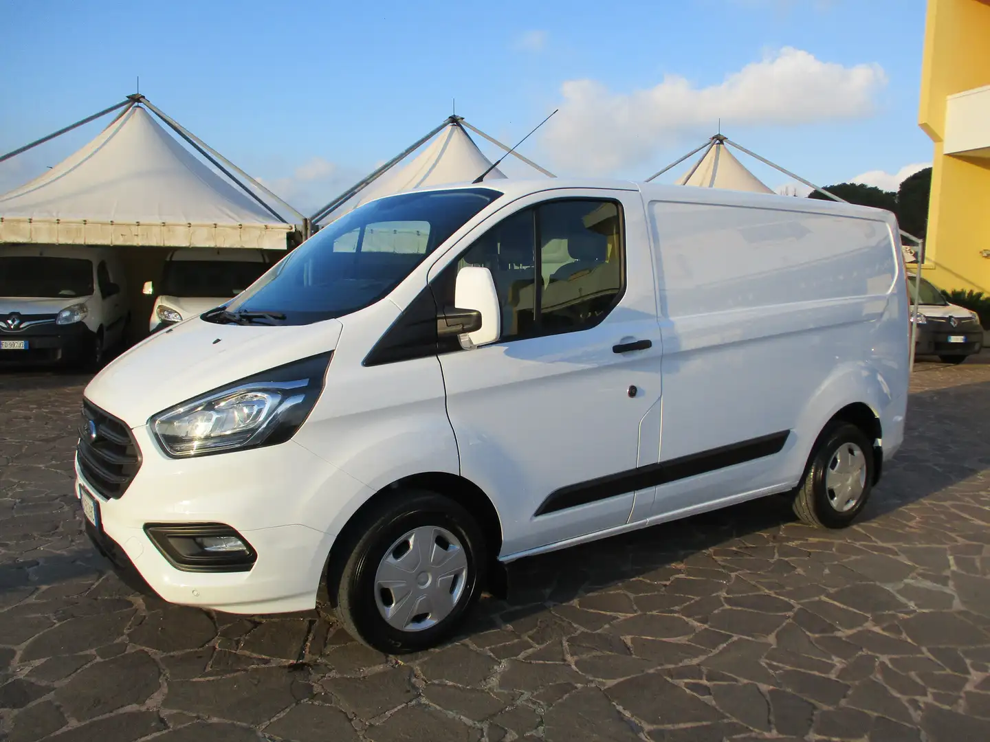 Ford Transit Custom 2.0 TDCI 130CV Blanc - 1