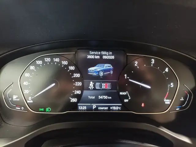BMW X3 view 7