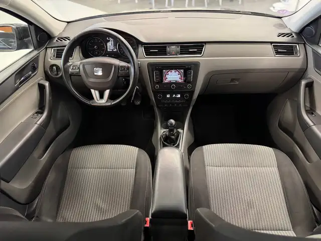 Seat Toledo view 11