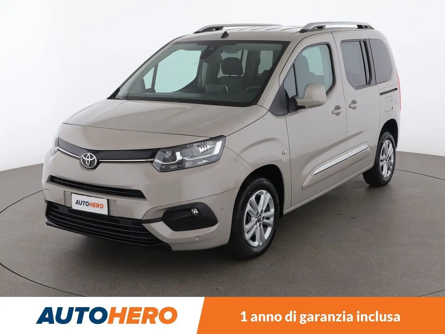 Toyota Proace City 1.5 D-4D L1 Executive Beige - 1
