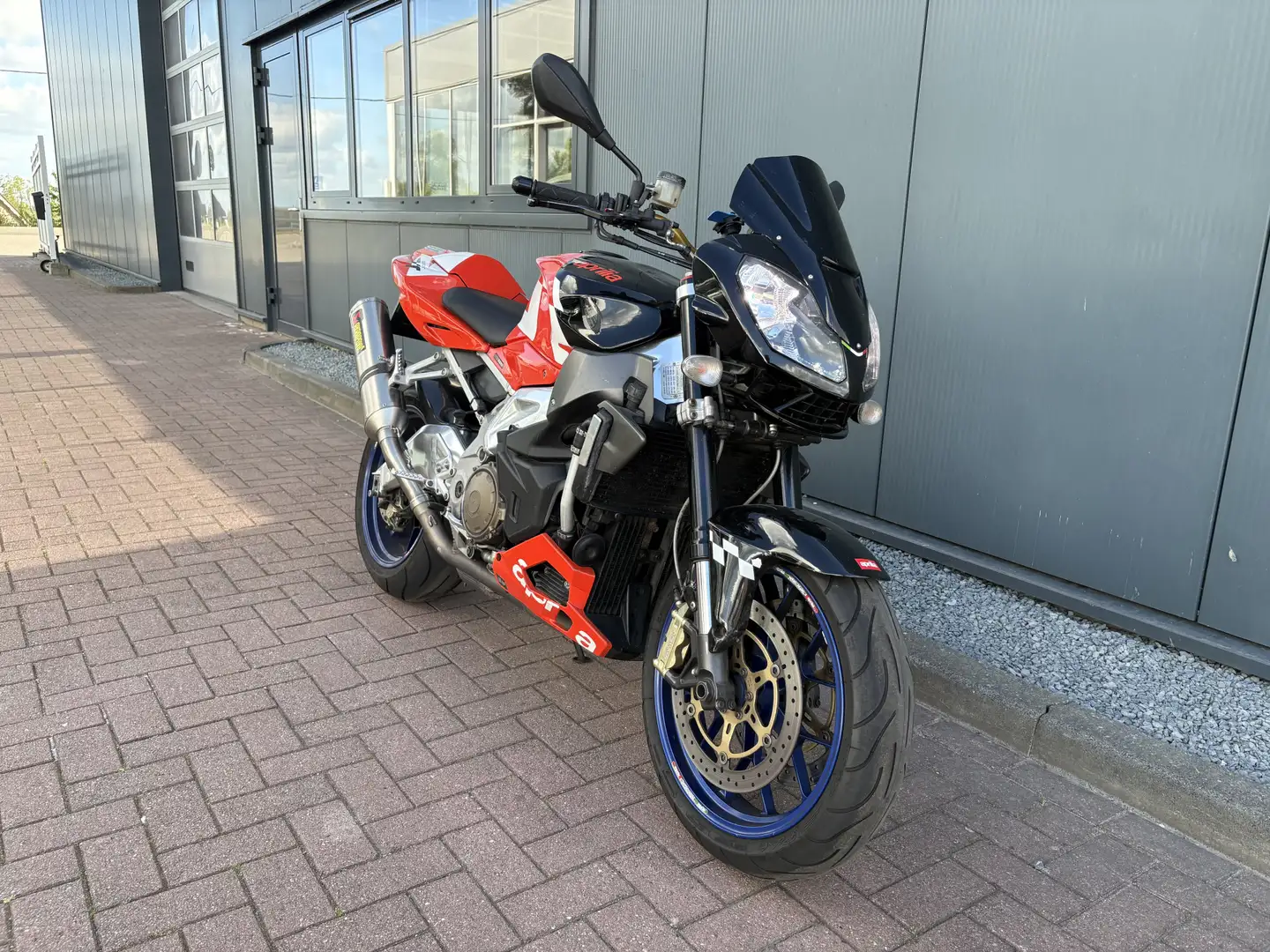 Aprilia Tuono RSV 1000 Noir - 2