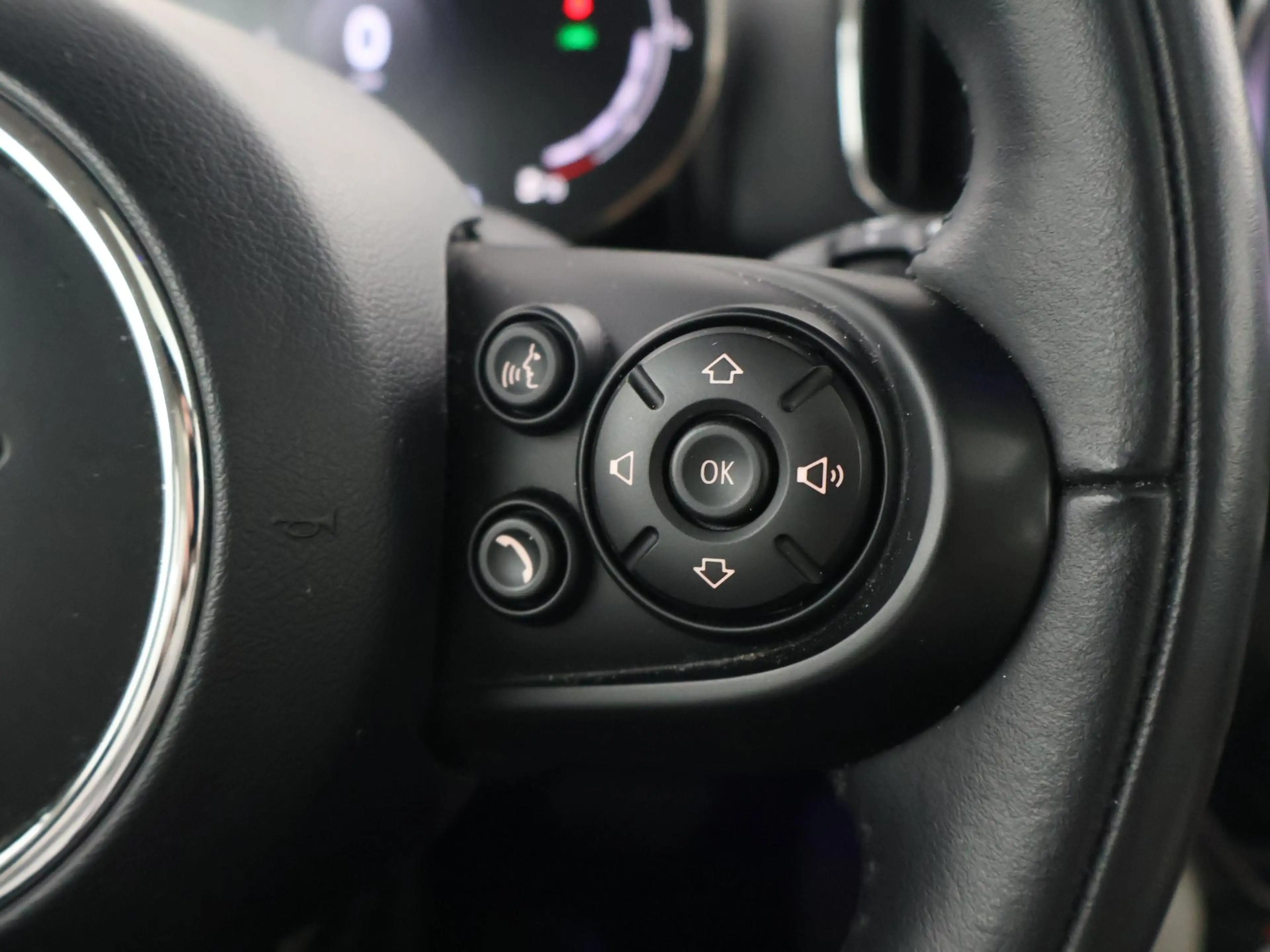 MINI Cooper SE Countryman 1.5 ALL4 224 PK CHILI PLUG-IN HYBRID + PANORAMA | — photo 33