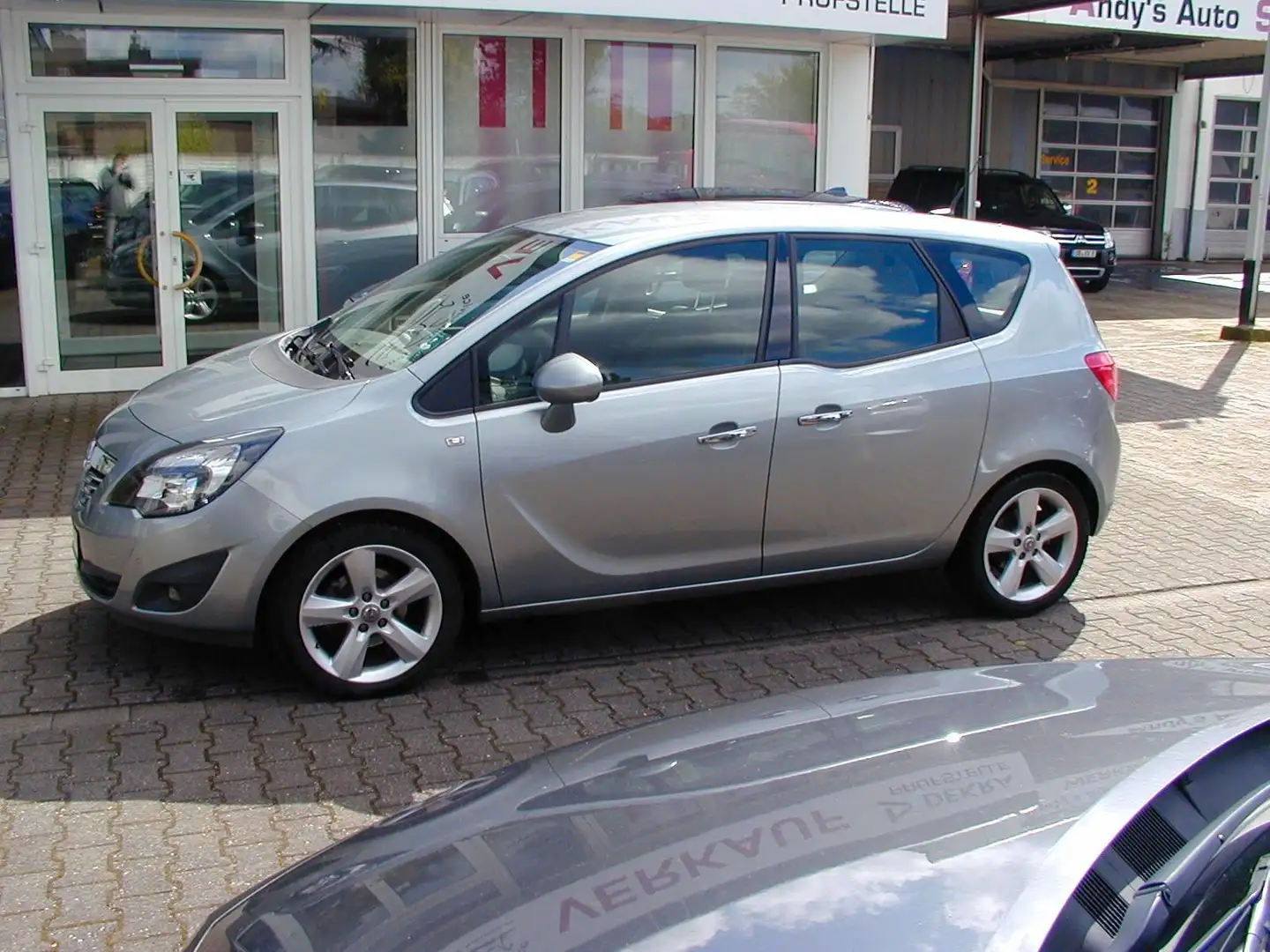 Opel Meriva 1.4  Innovation Navi  Shz Klima Teilleder Grau - 2
