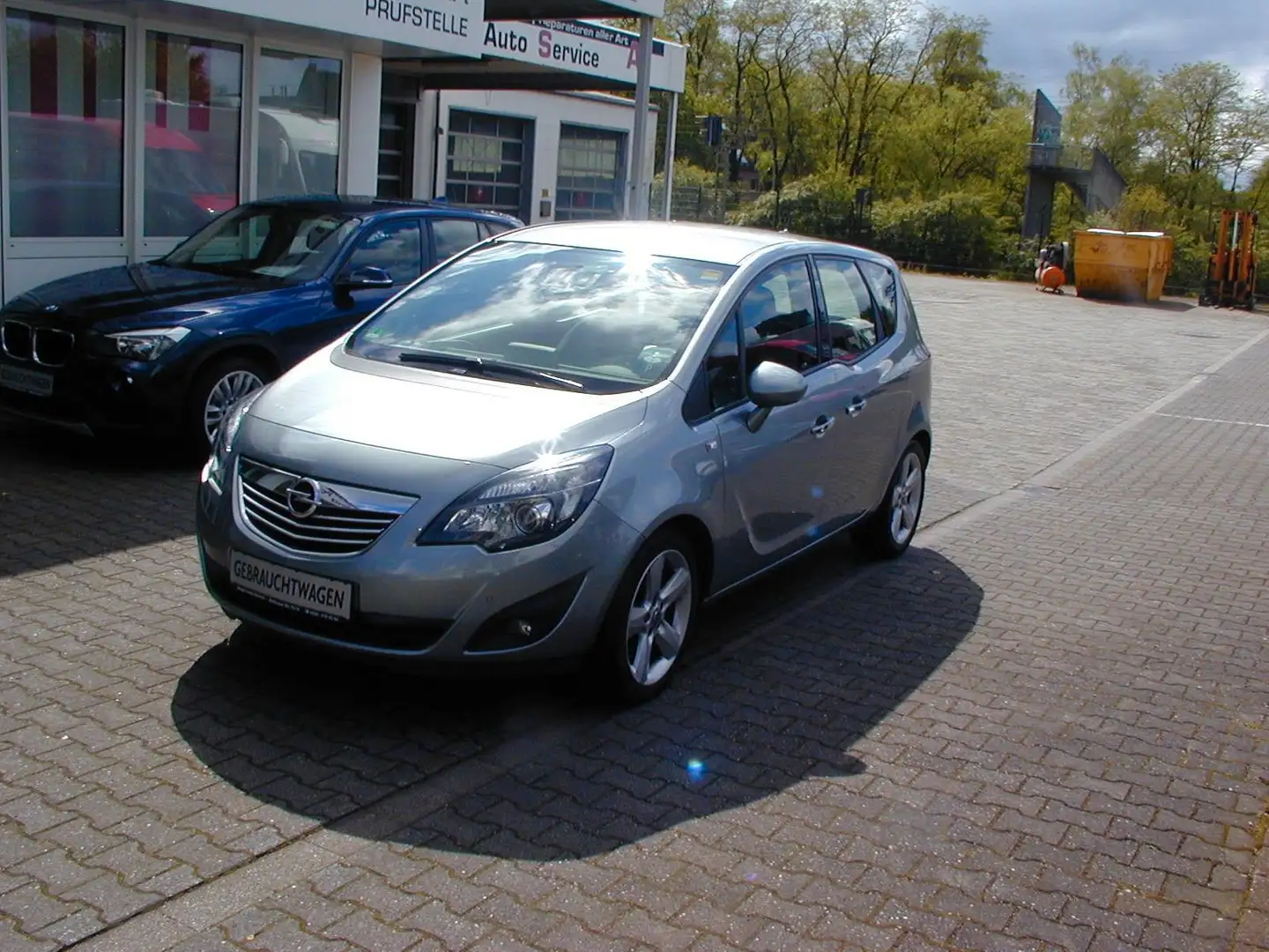 Opel Meriva 1.4  Innovation Navi  Shz Klima Teilleder Grau - 1