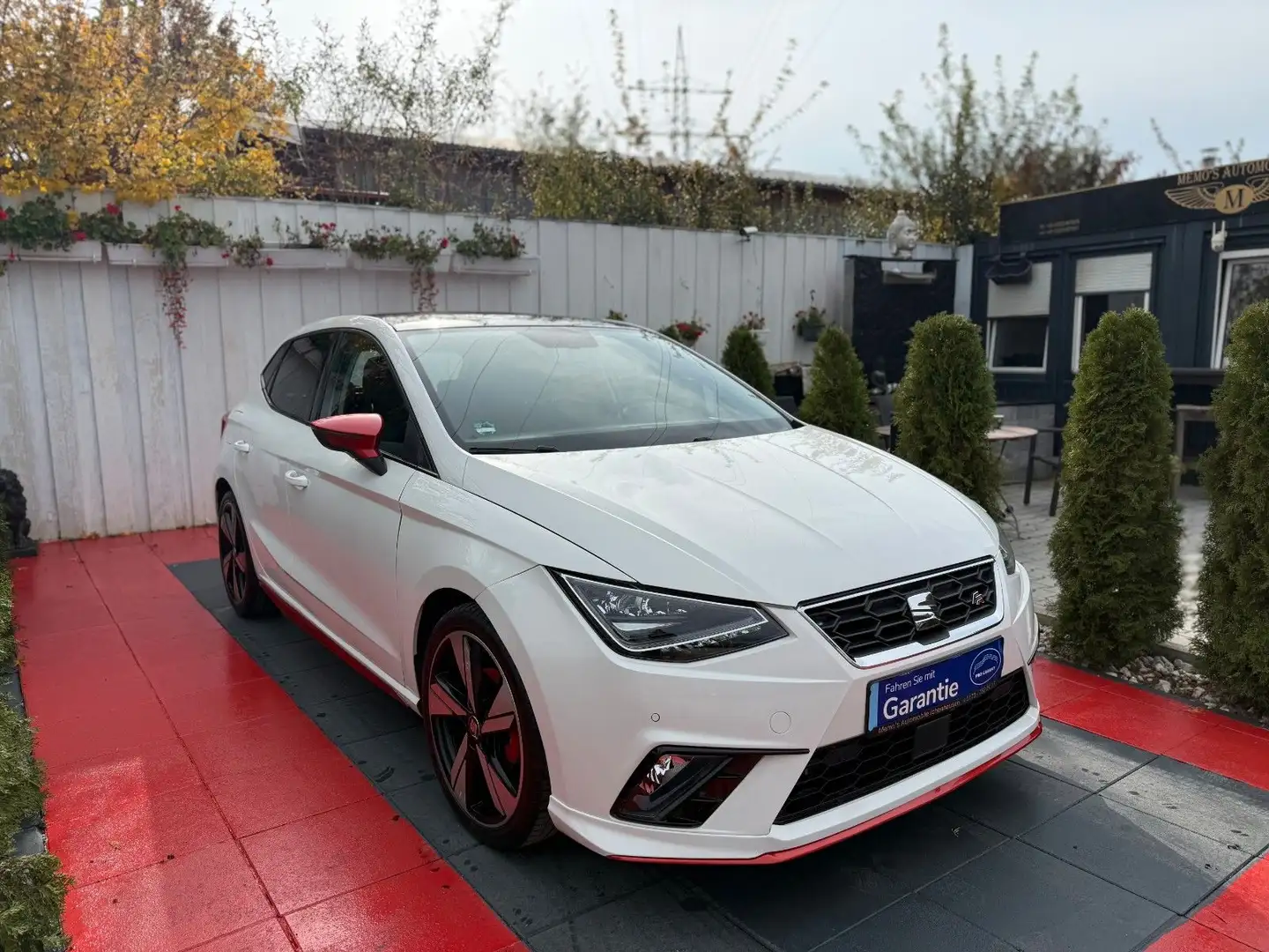 SEAT Ibiza FR Weiß - 1