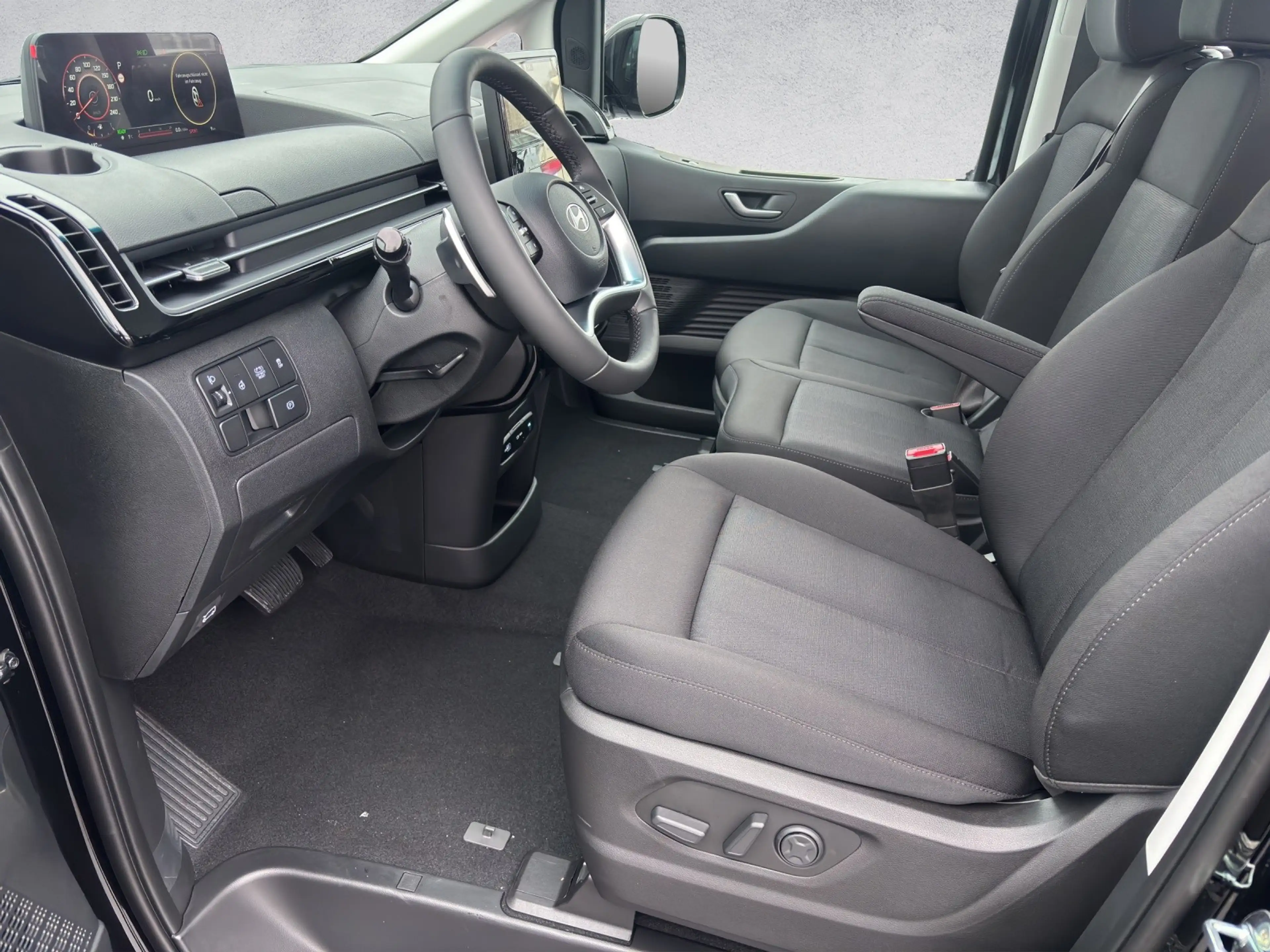 Hyundai STARIA Hybrid 1.6 T-GDi Trend NSCC/VIRTUAL/NAVI — photo 6