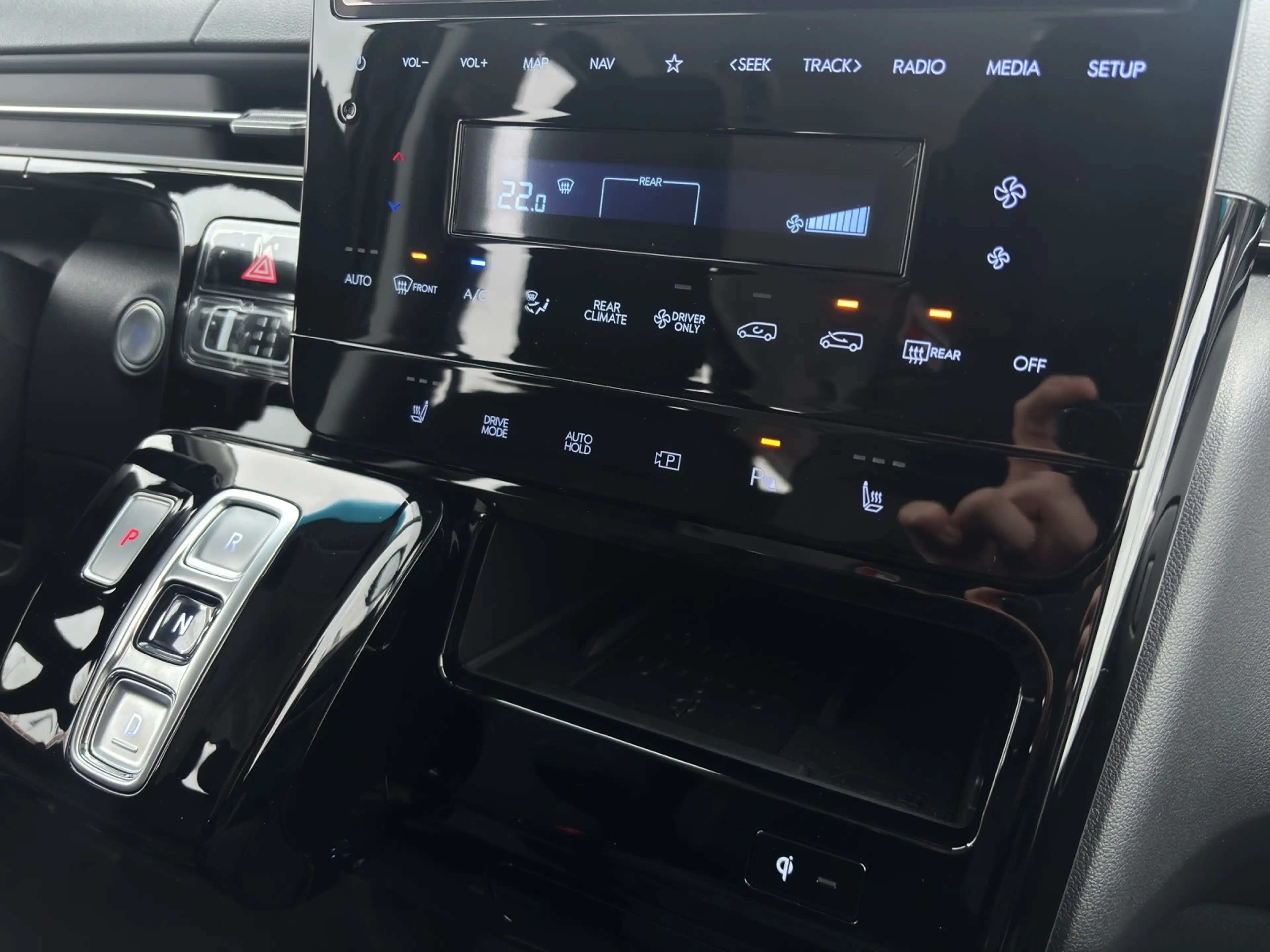 Hyundai STARIA Hybrid 1.6 T-GDi Trend NSCC/VIRTUAL/NAVI — photo 14