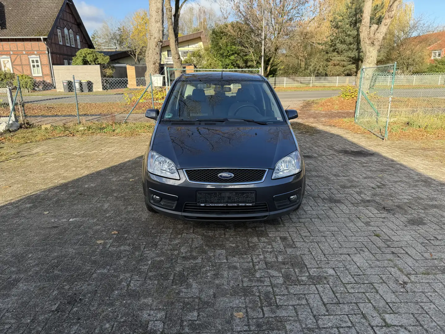 Ford C-Max TÜV 10.2027 Grau - 1