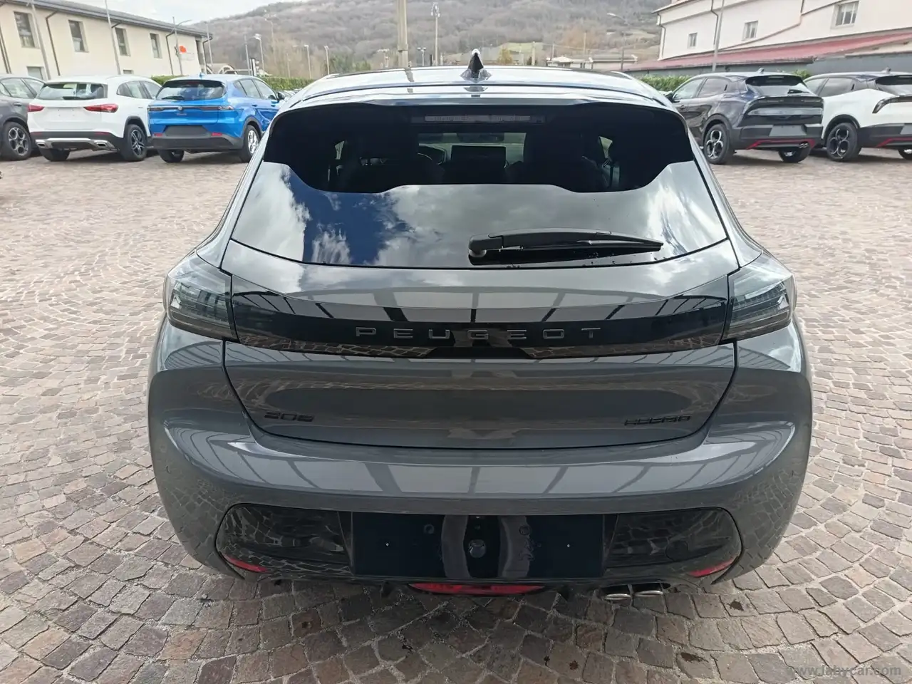 Peugeot 208 Hybrid 136 e-DCS6 GT 6