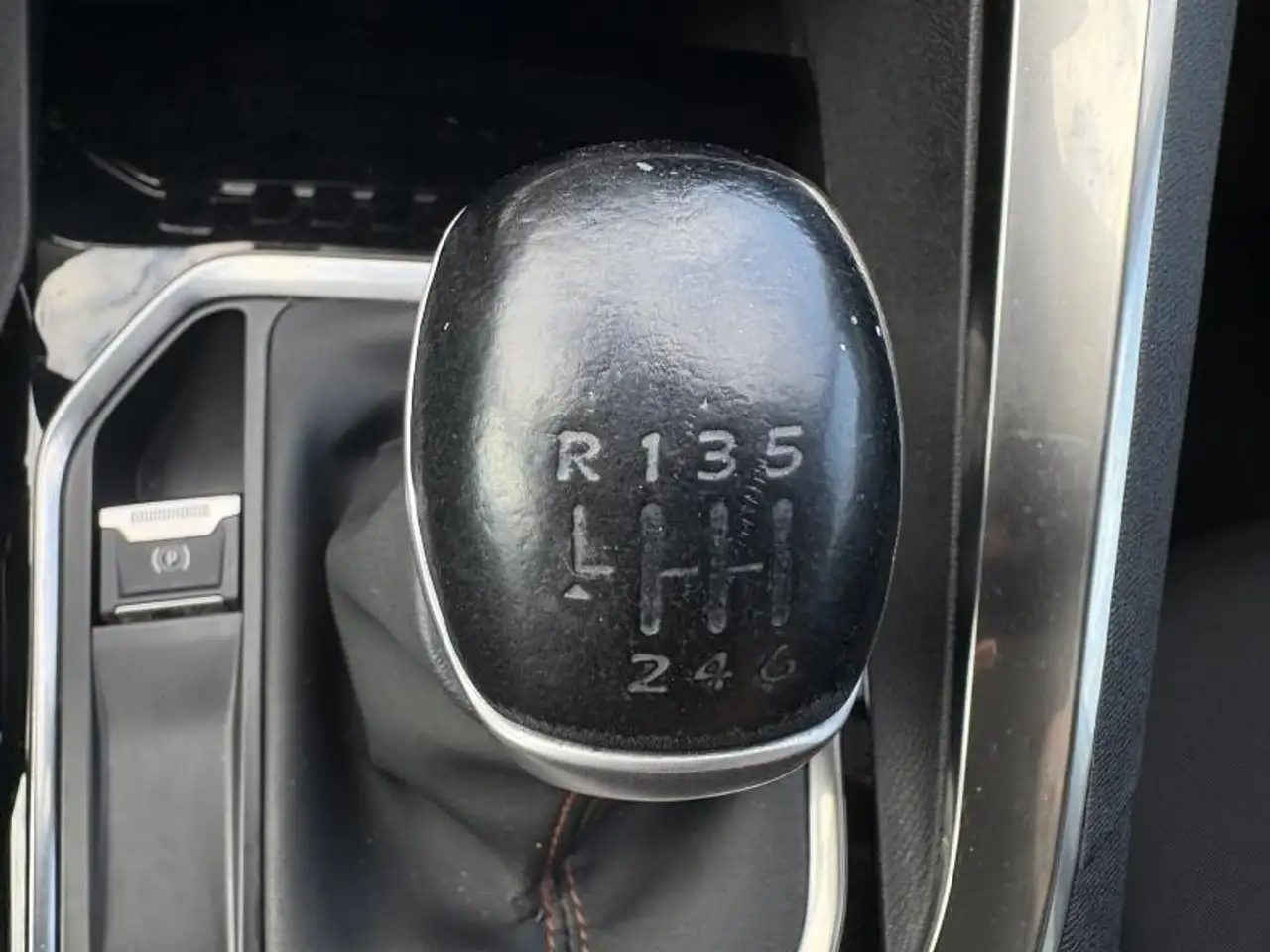 Peugeot 5008 ALLURE 5 places, миниатюра 18